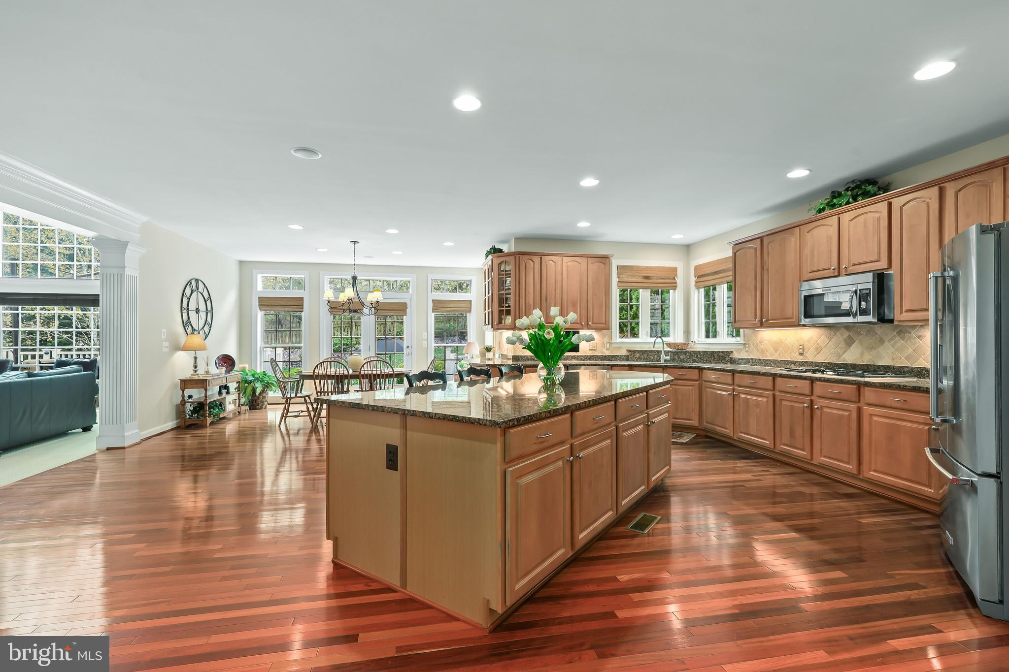 COTON COMMONS - Residential