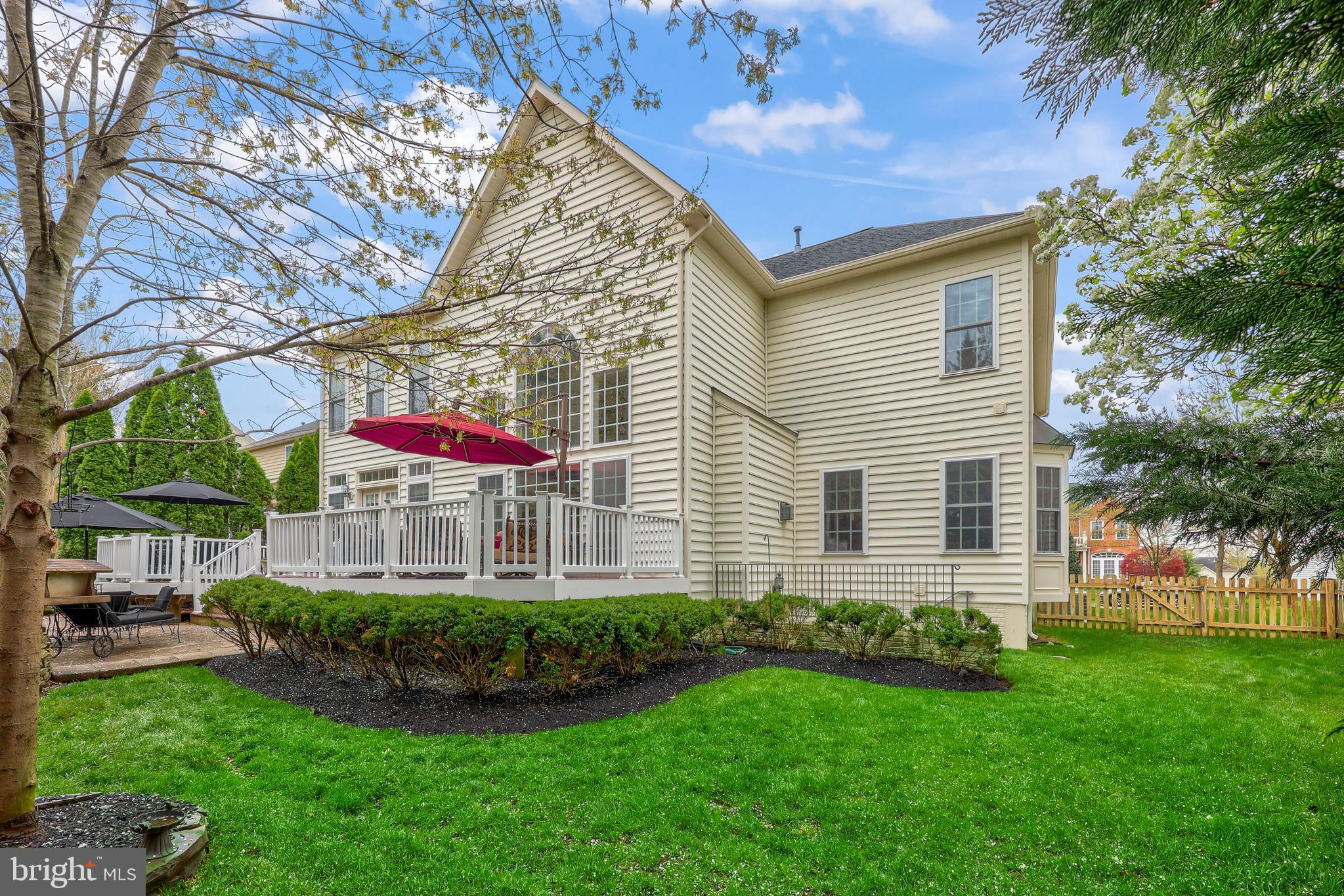 COTON COMMONS - Residential