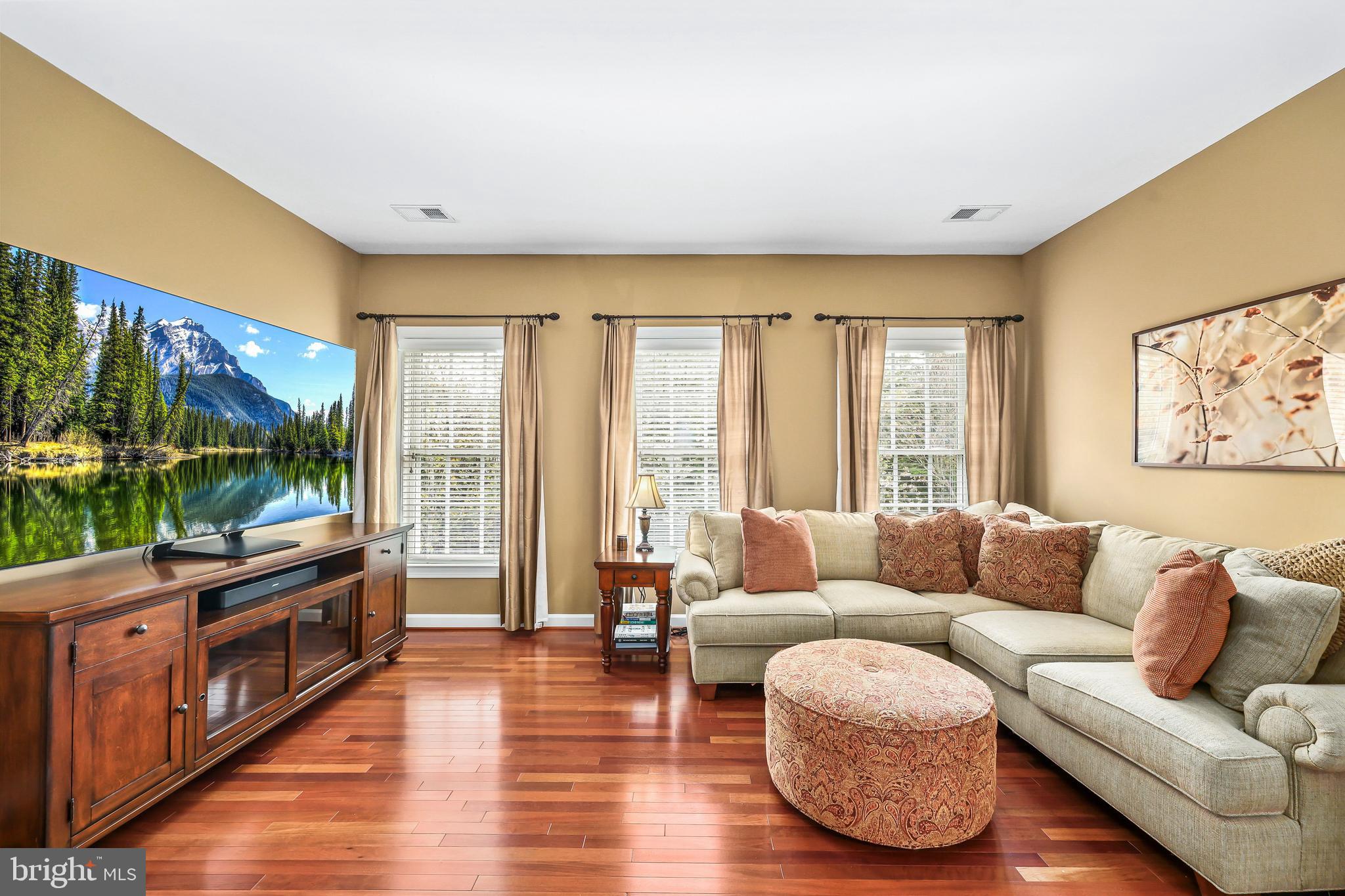 COTON COMMONS - Residential