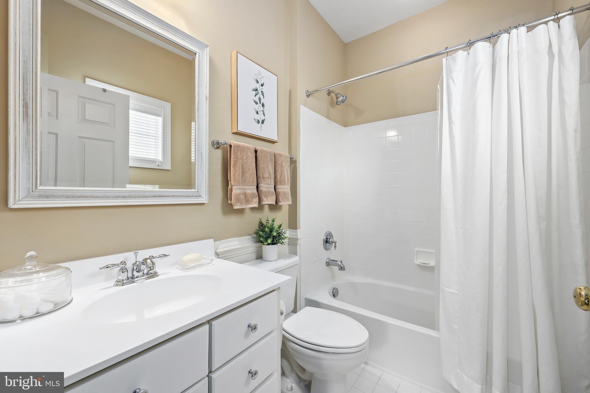 COTON COMMONS - Residential