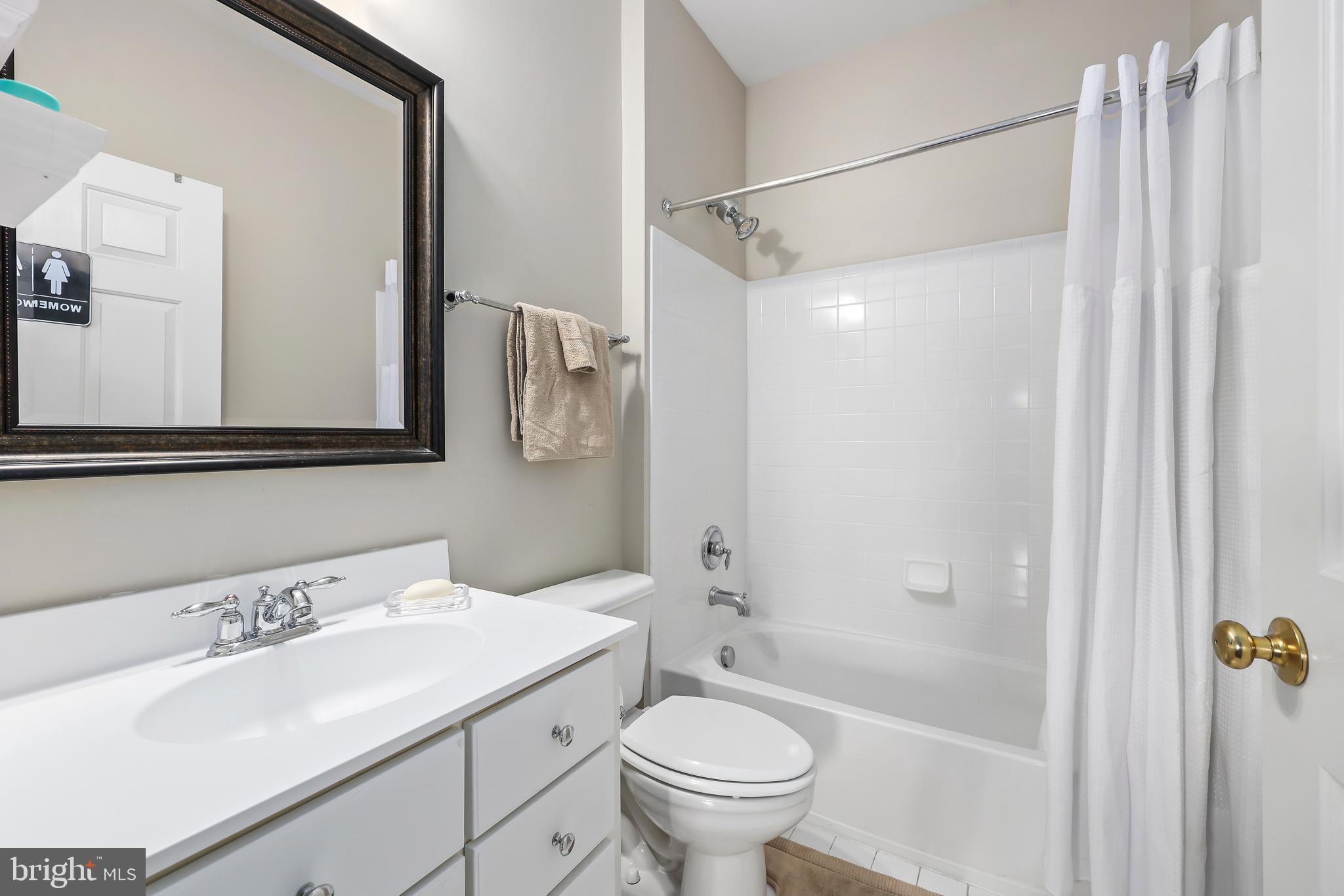 COTON COMMONS - Residential