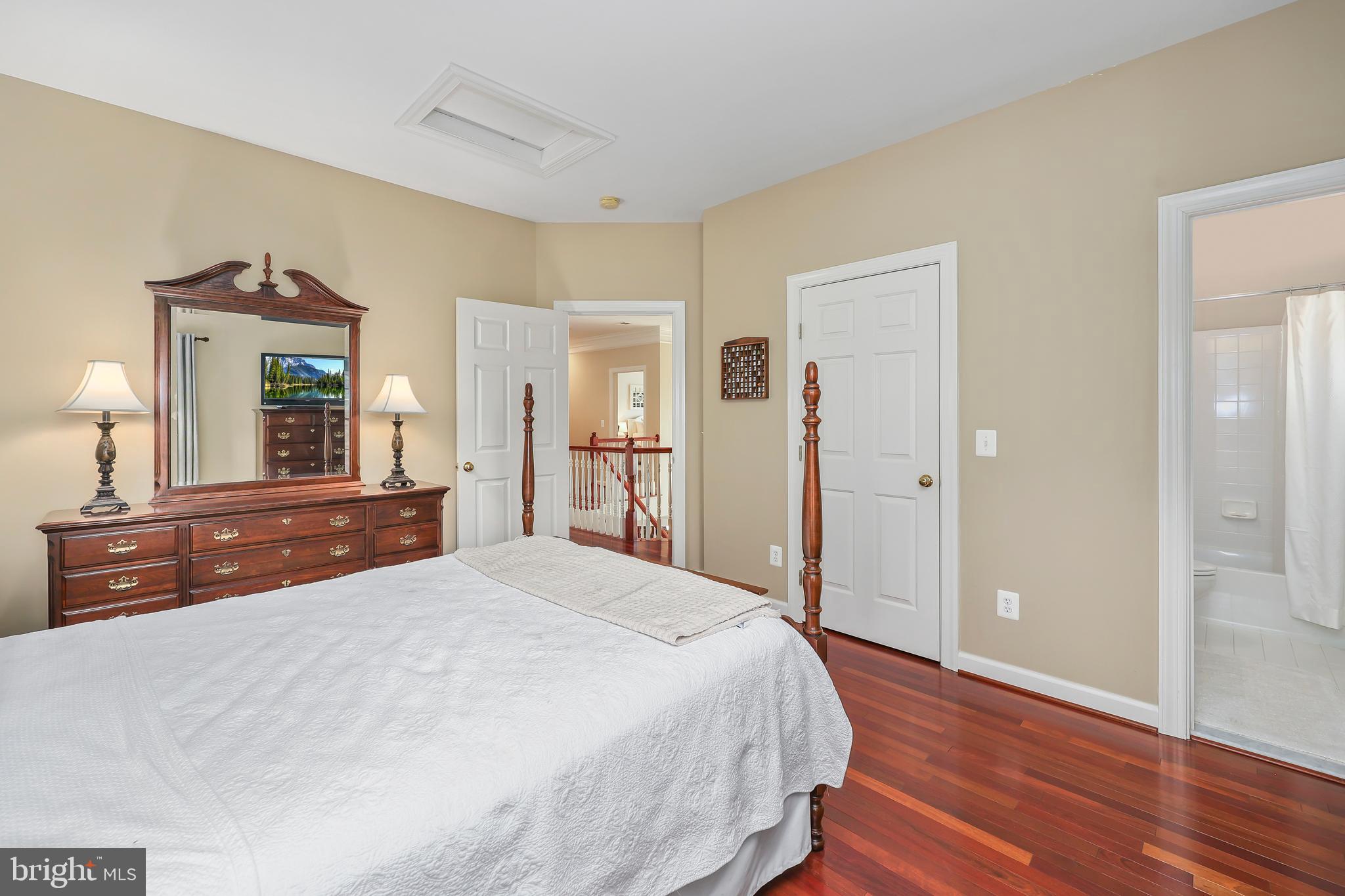 COTON COMMONS - Residential