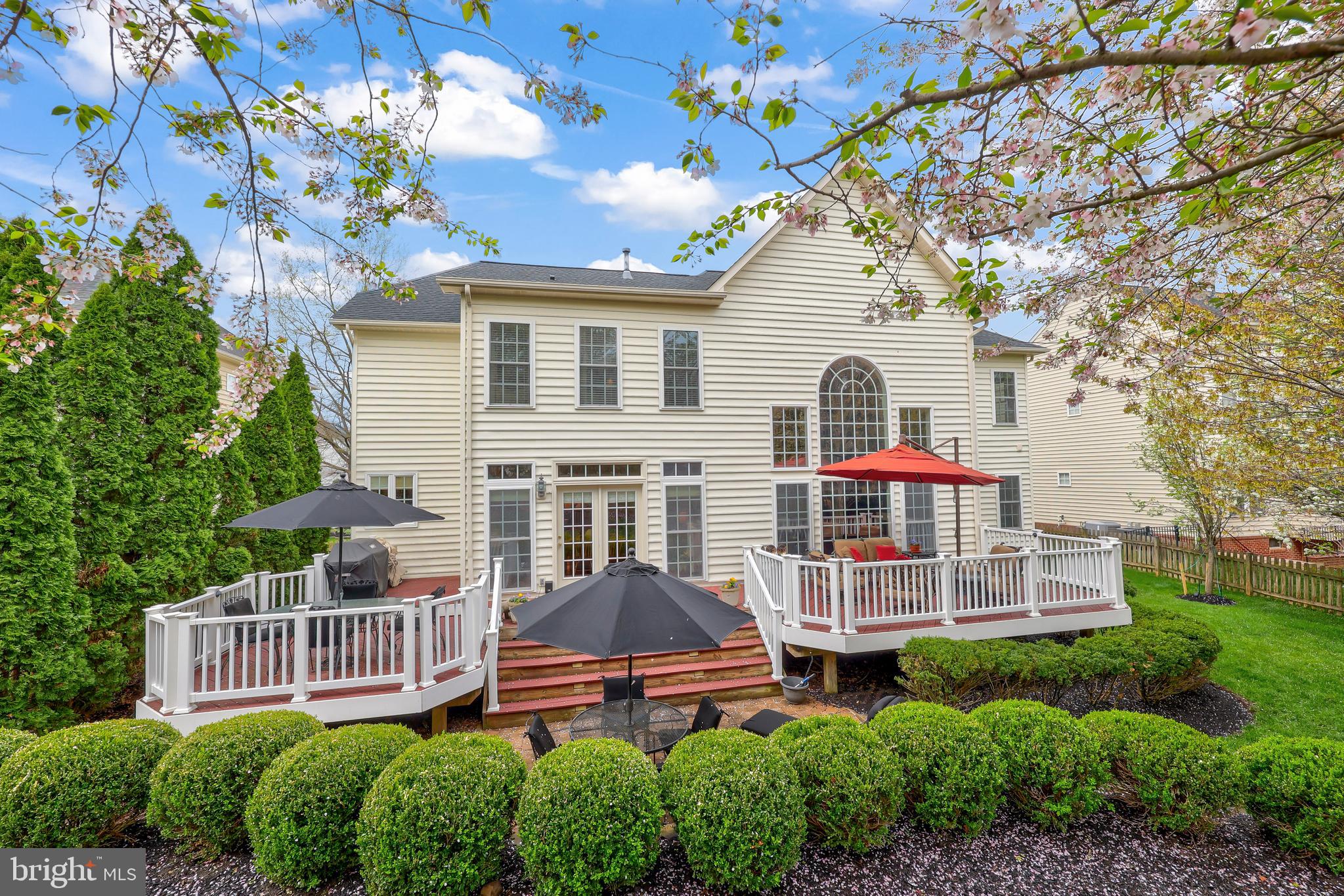 COTON COMMONS - Residential