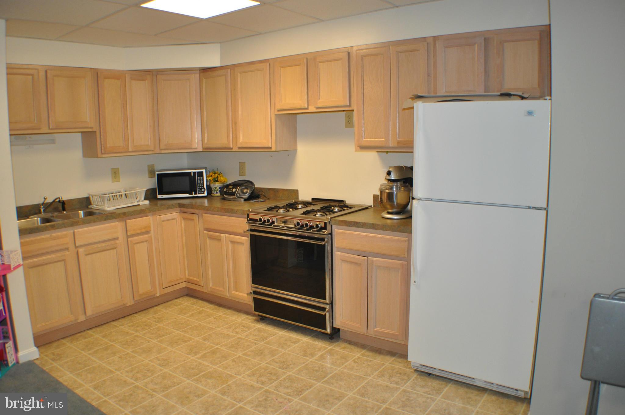 EAGLE HARBOR - Residential