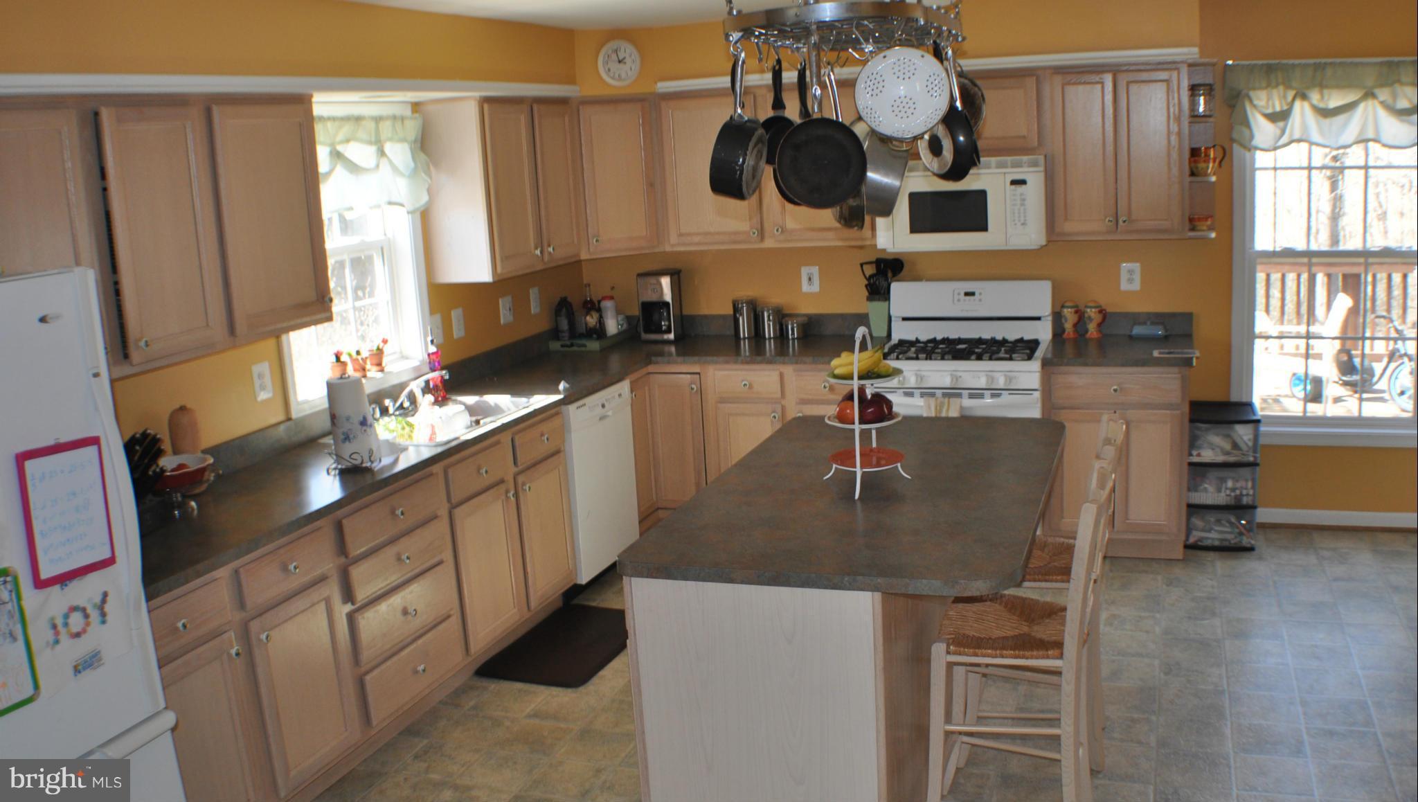 EAGLE HARBOR - Residential