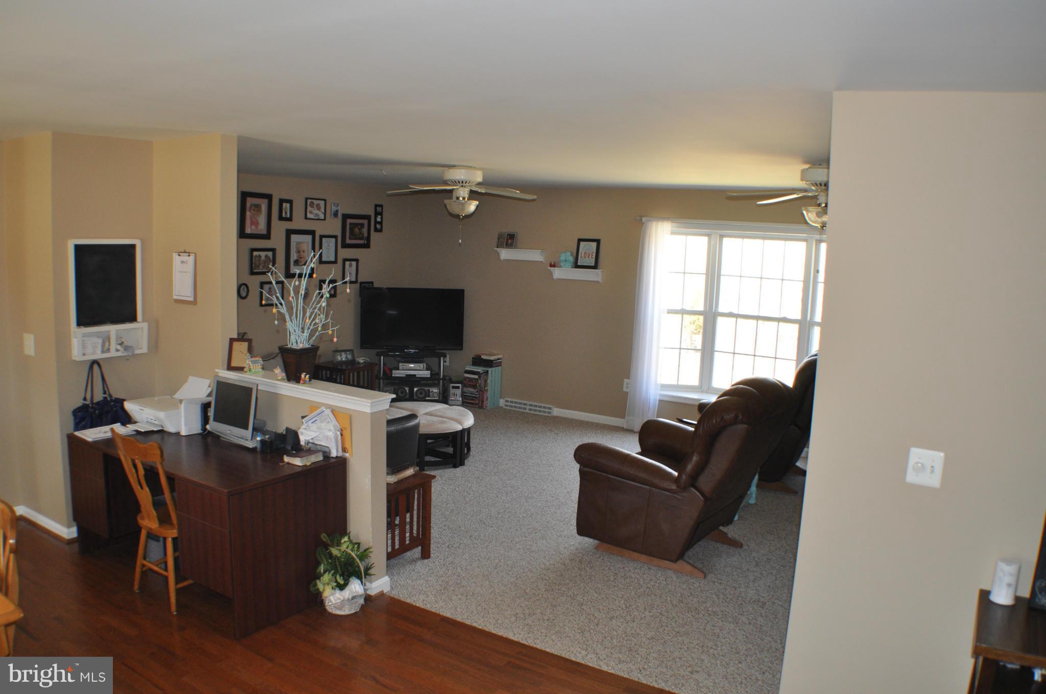 EAGLE HARBOR - Residential