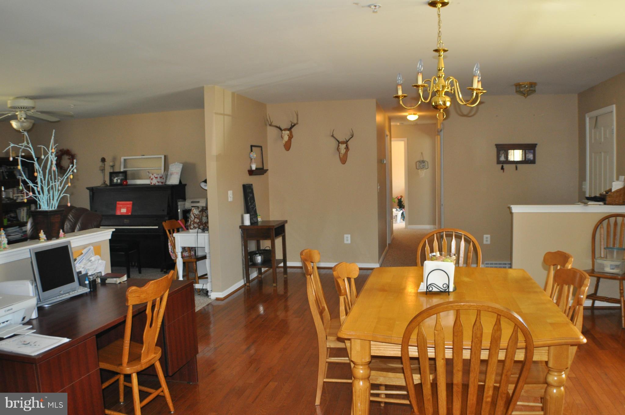 EAGLE HARBOR - Residential