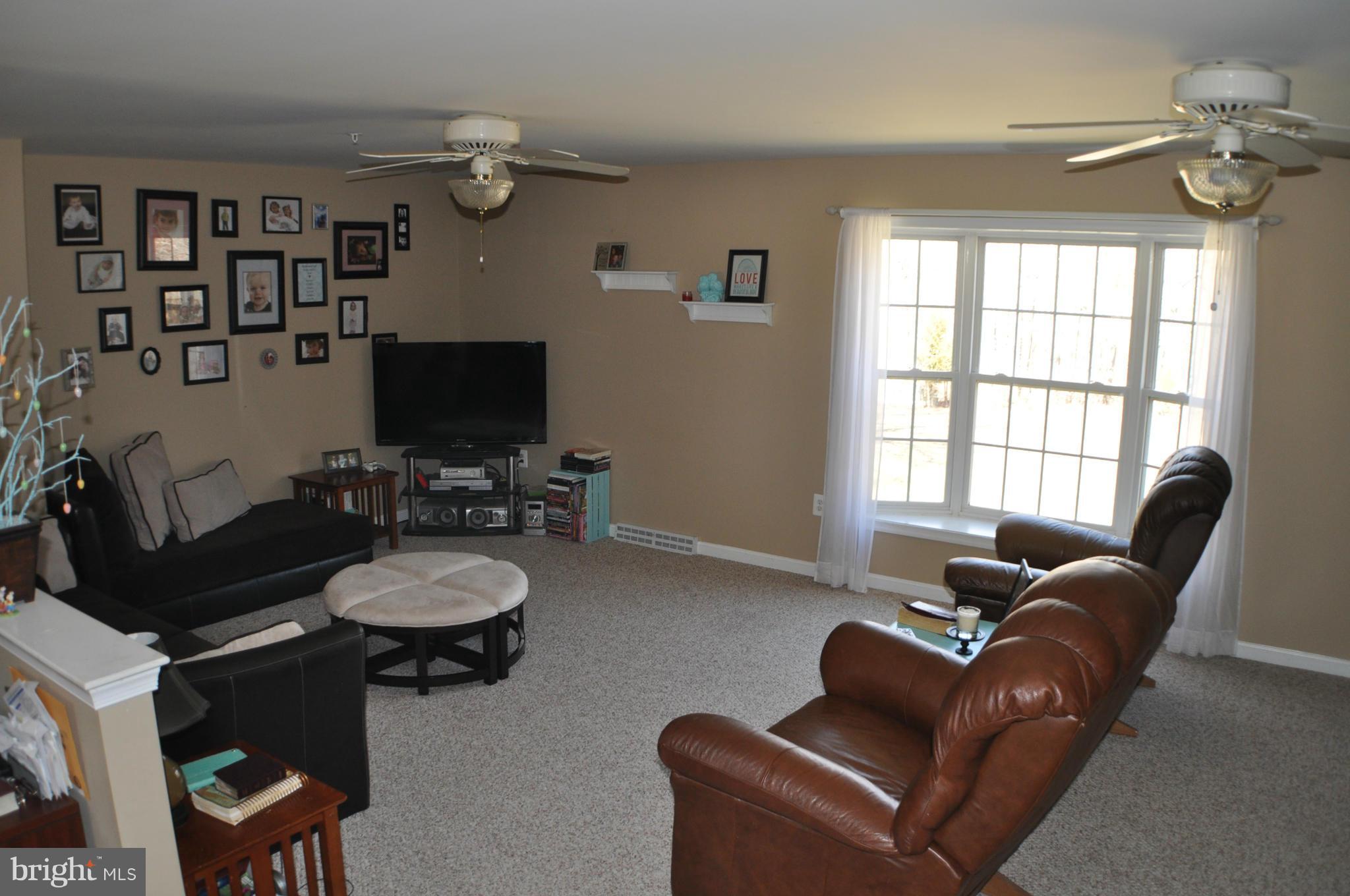 EAGLE HARBOR - Residential