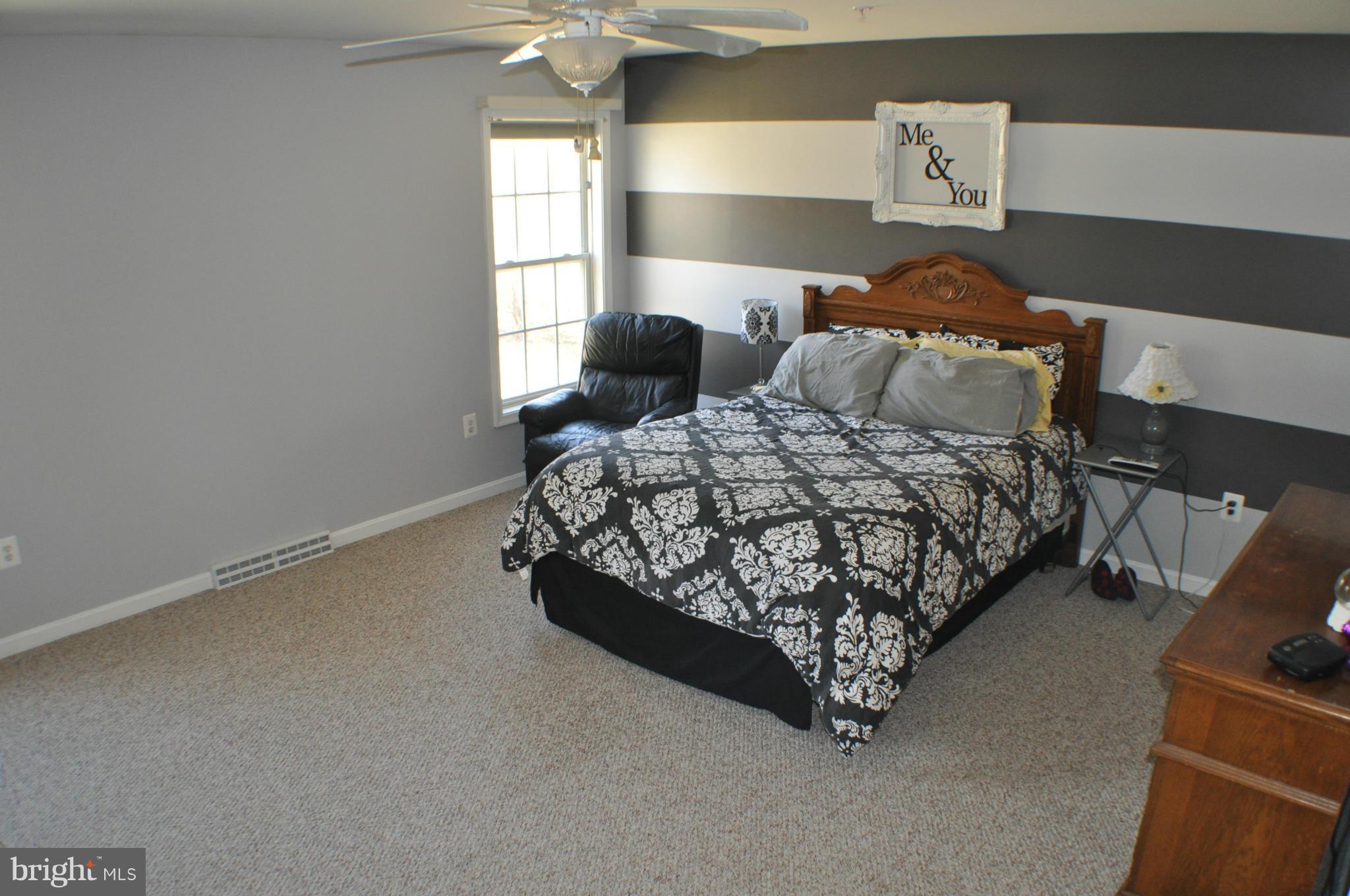 EAGLE HARBOR - Residential