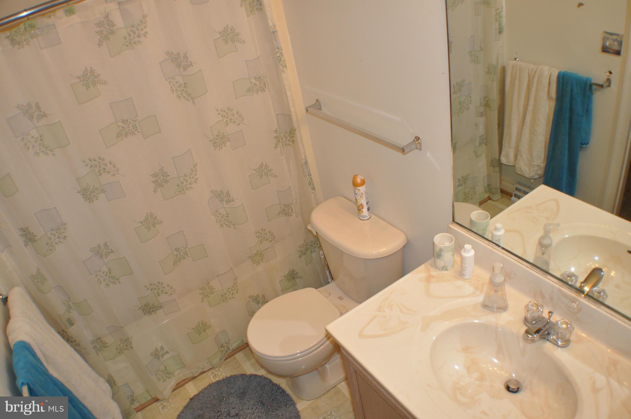 EAGLE HARBOR - Residential