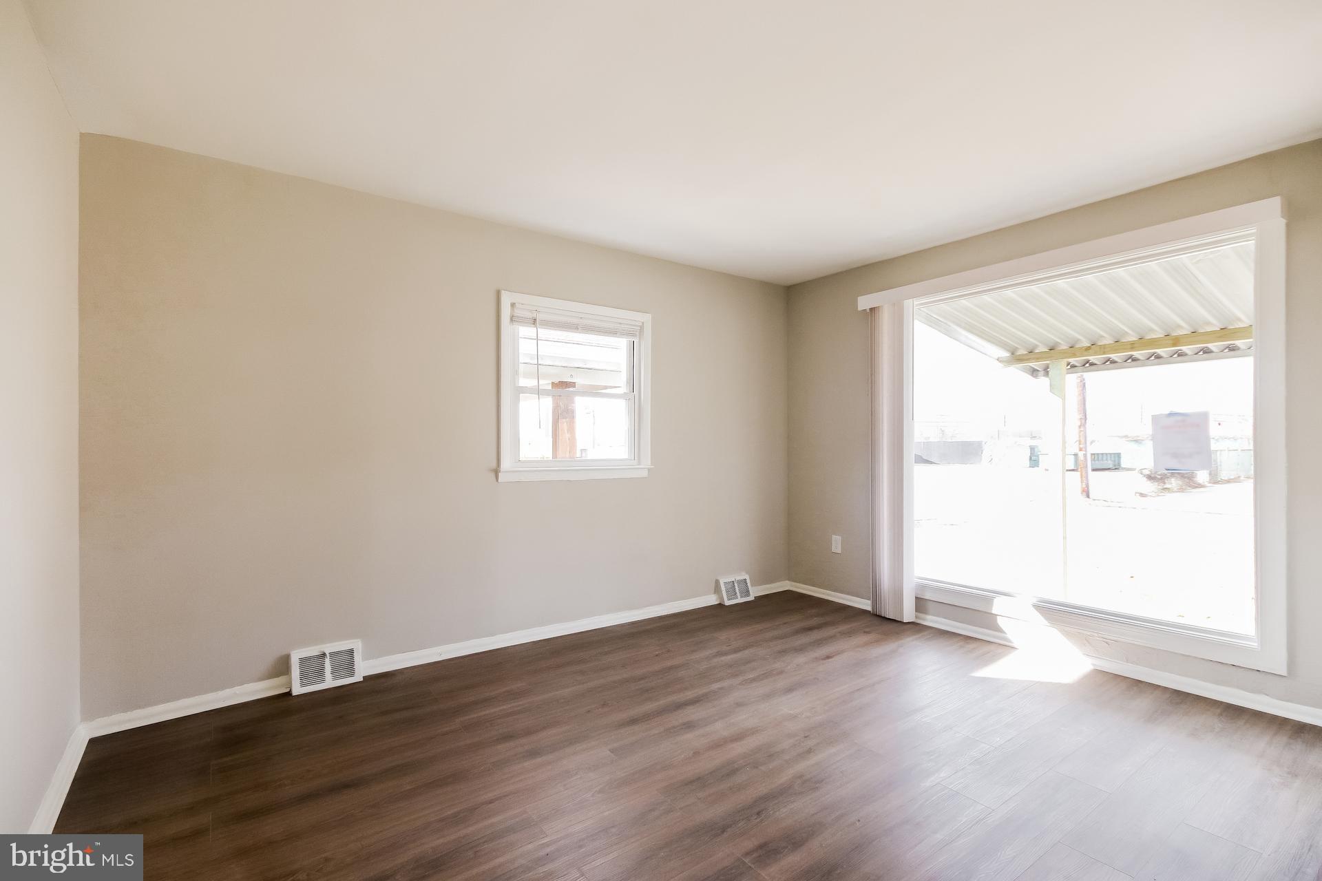 FRENCHS PARK - Residential Lease