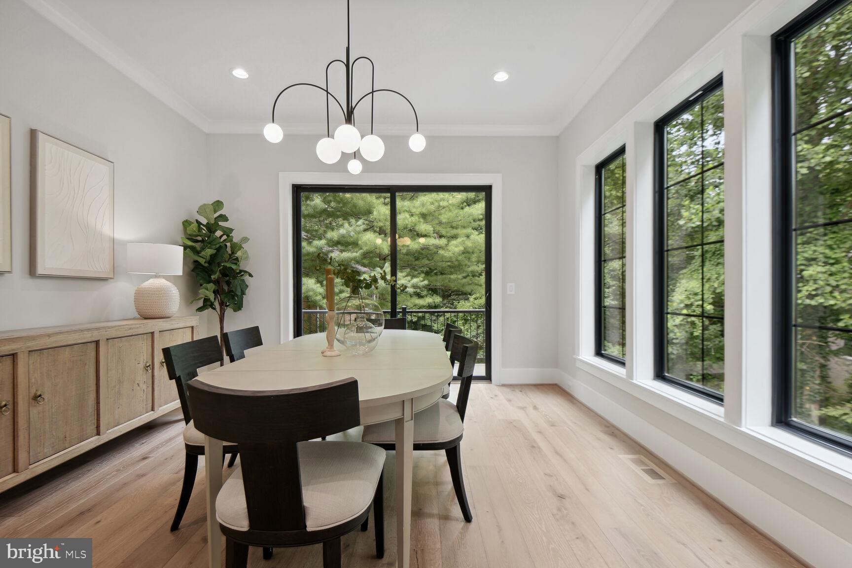 CHESTERBROOK WOODS - Residential