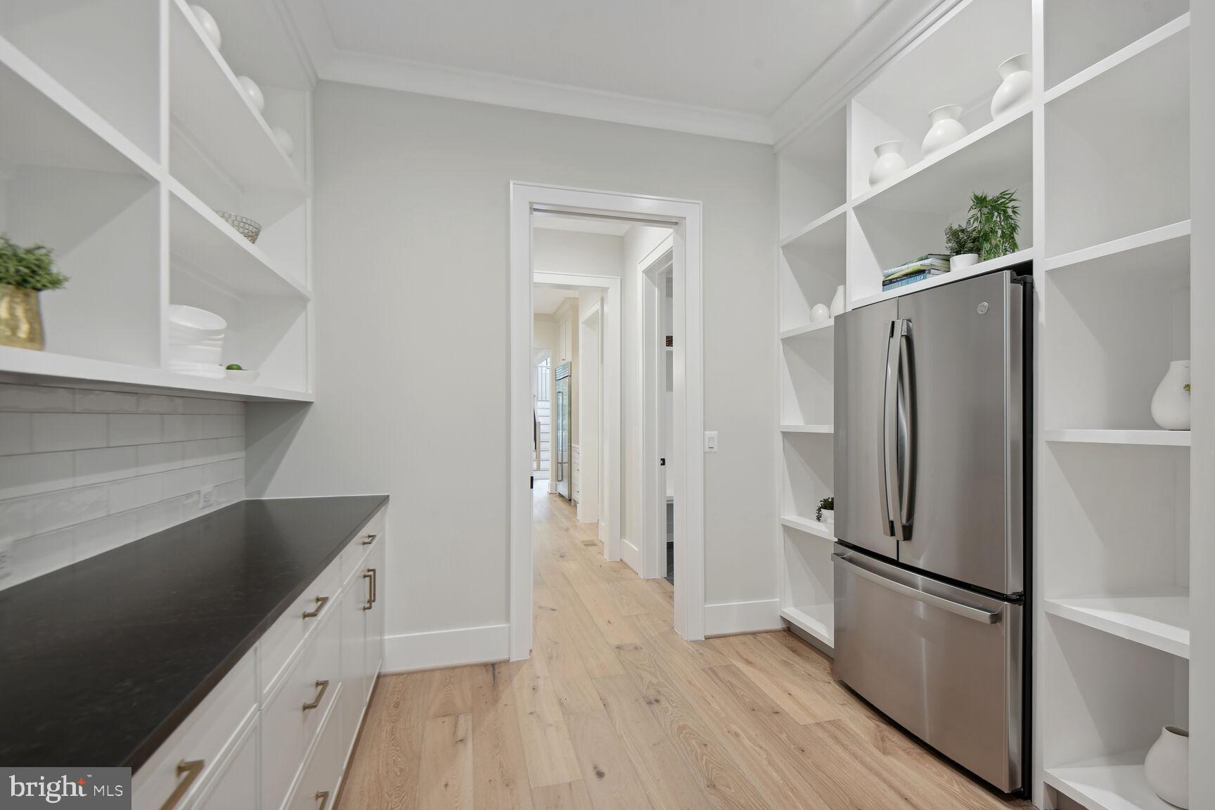 CHESTERBROOK WOODS - Residential