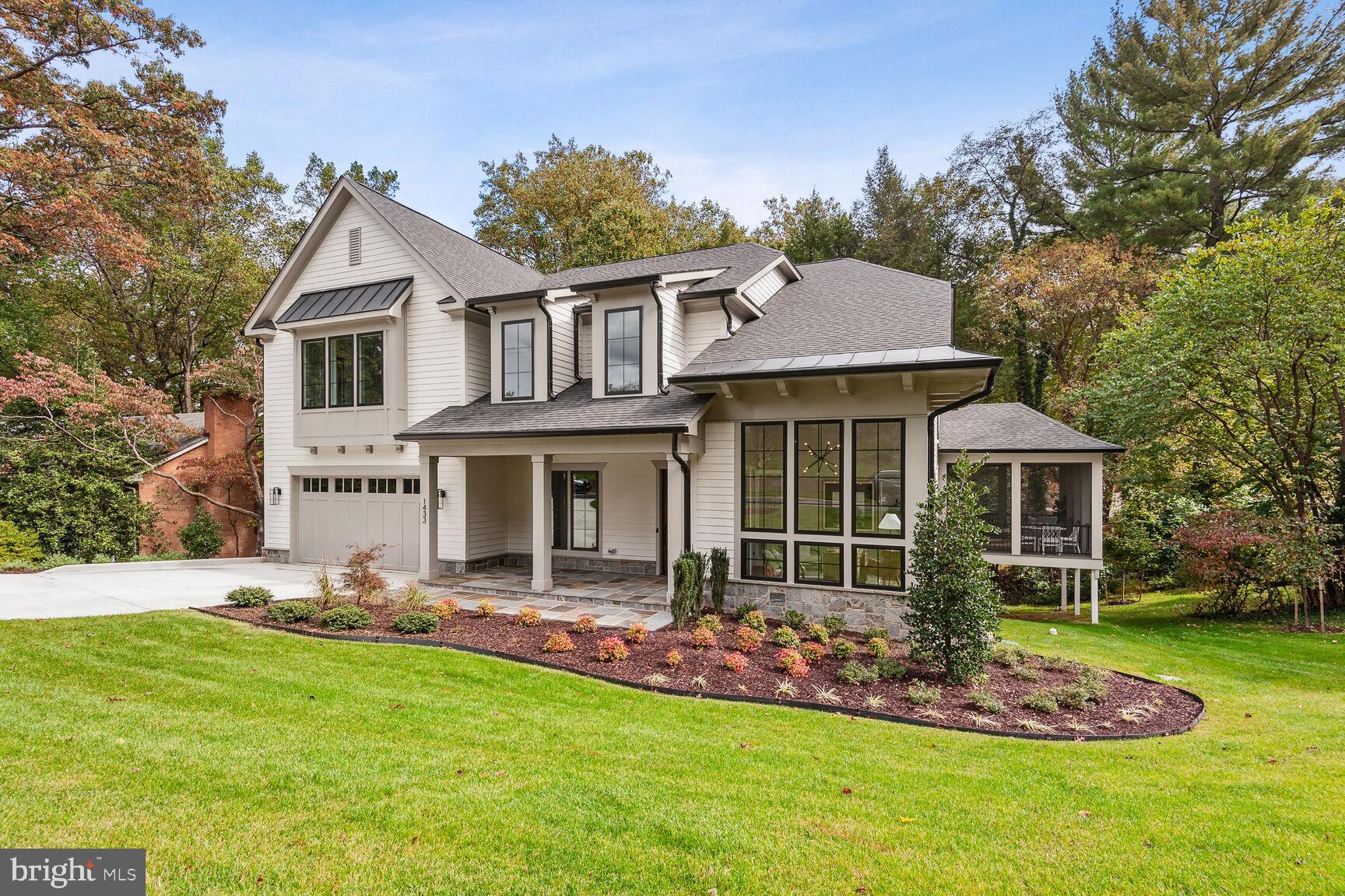 CHESTERBROOK WOODS - Residential