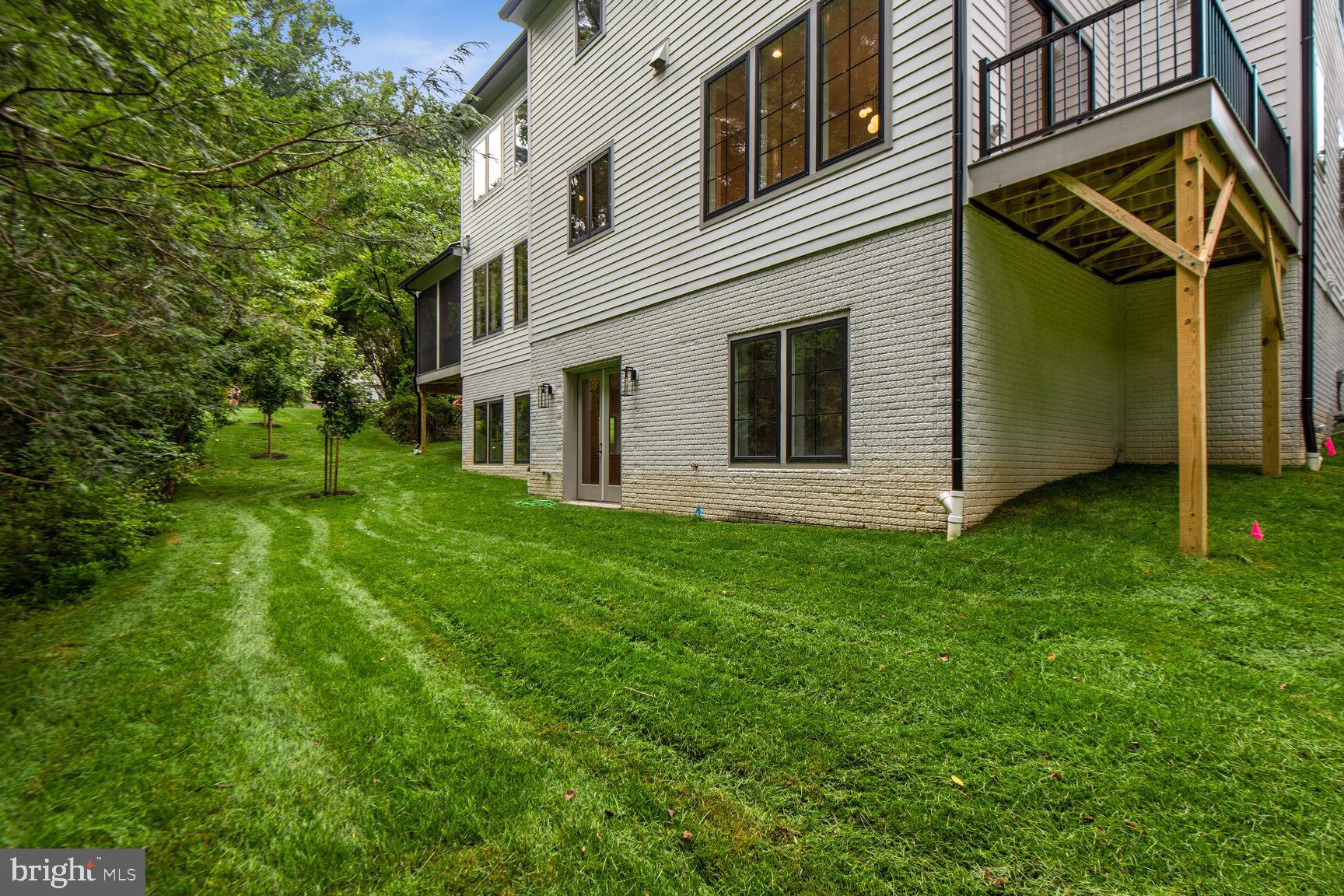 CHESTERBROOK WOODS - Residential