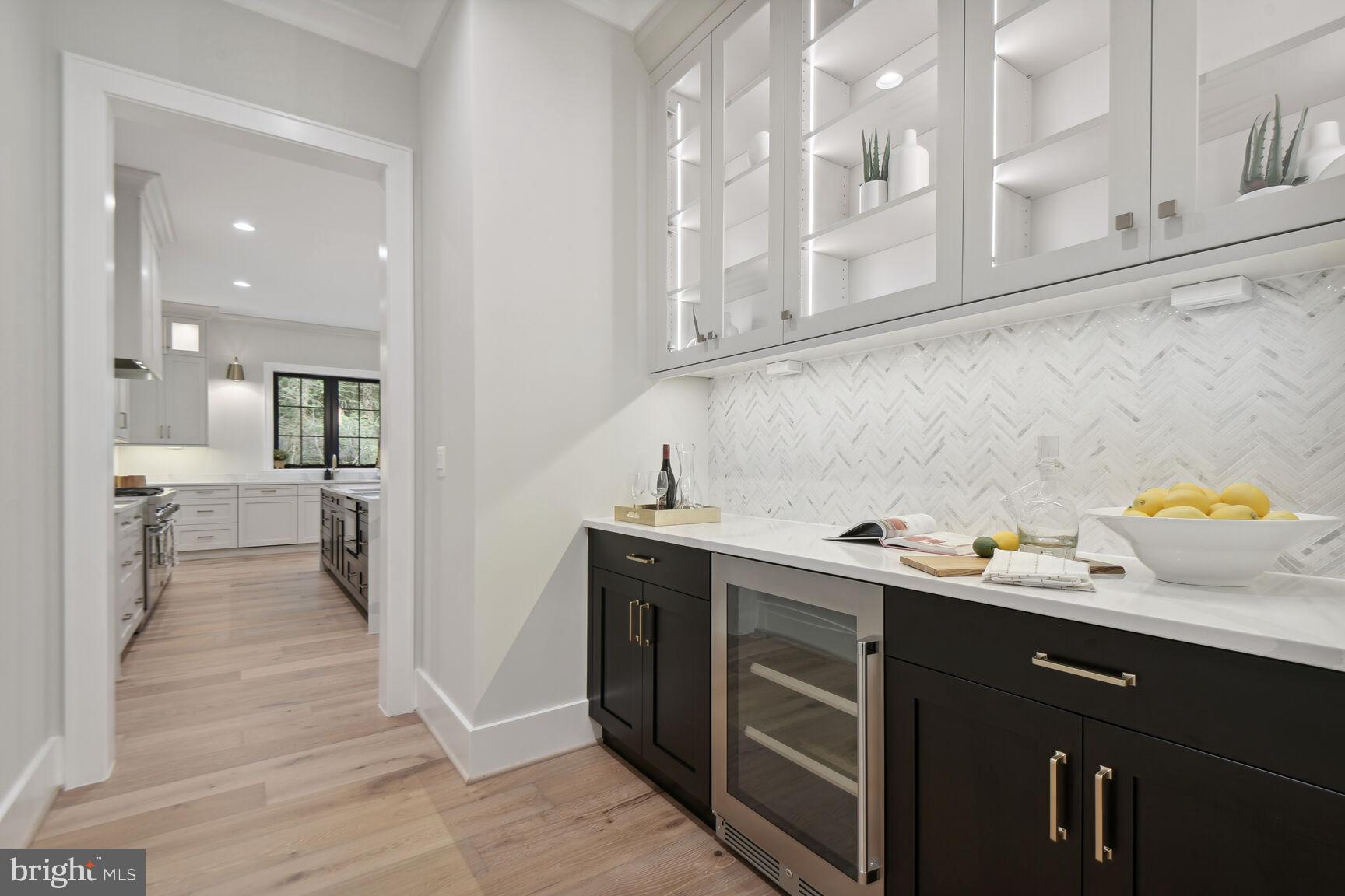 CHESTERBROOK WOODS - Residential