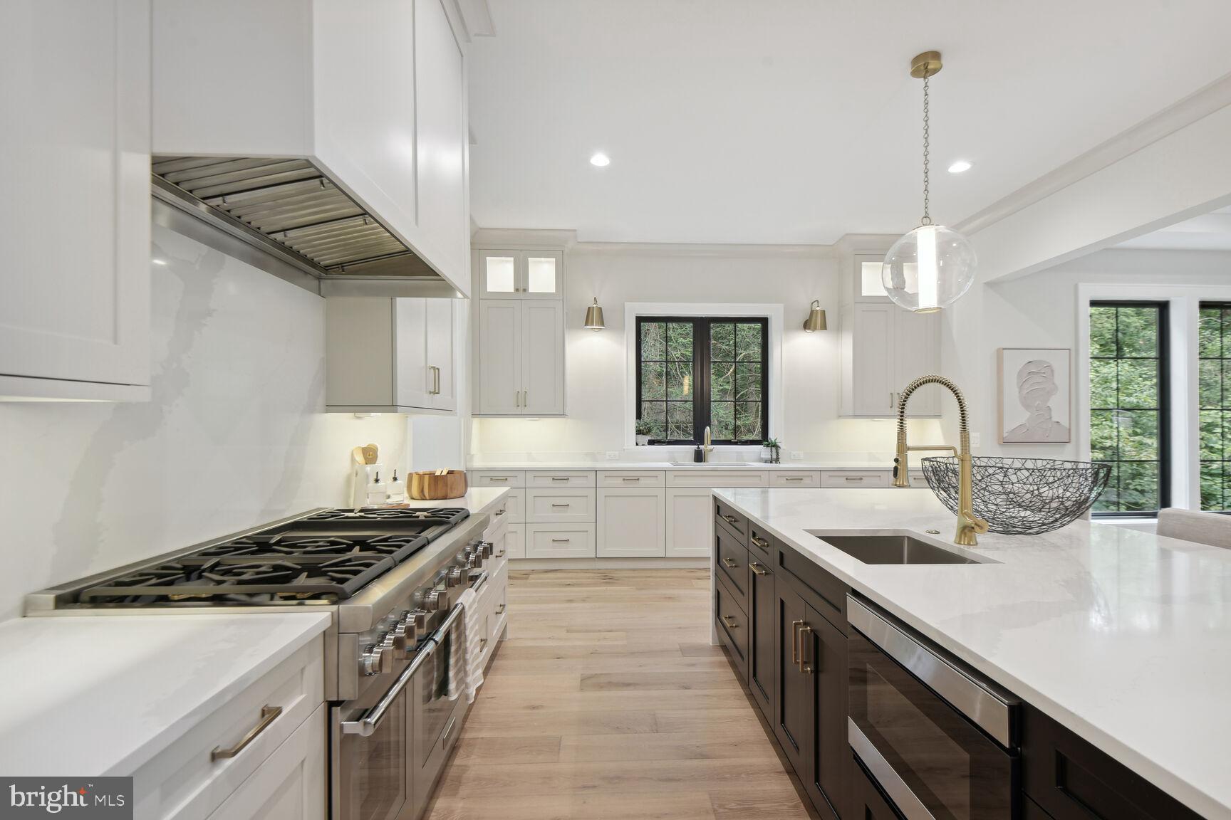 CHESTERBROOK WOODS - Residential