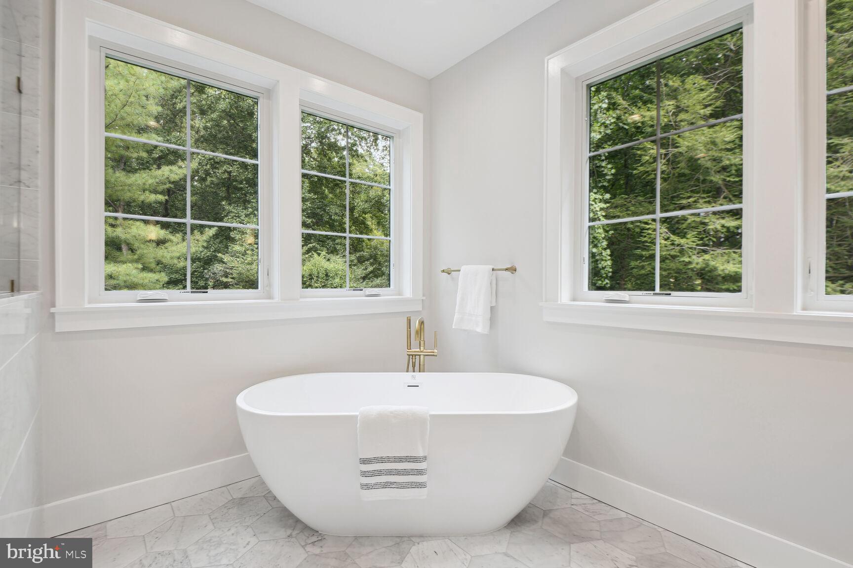 CHESTERBROOK WOODS - Residential