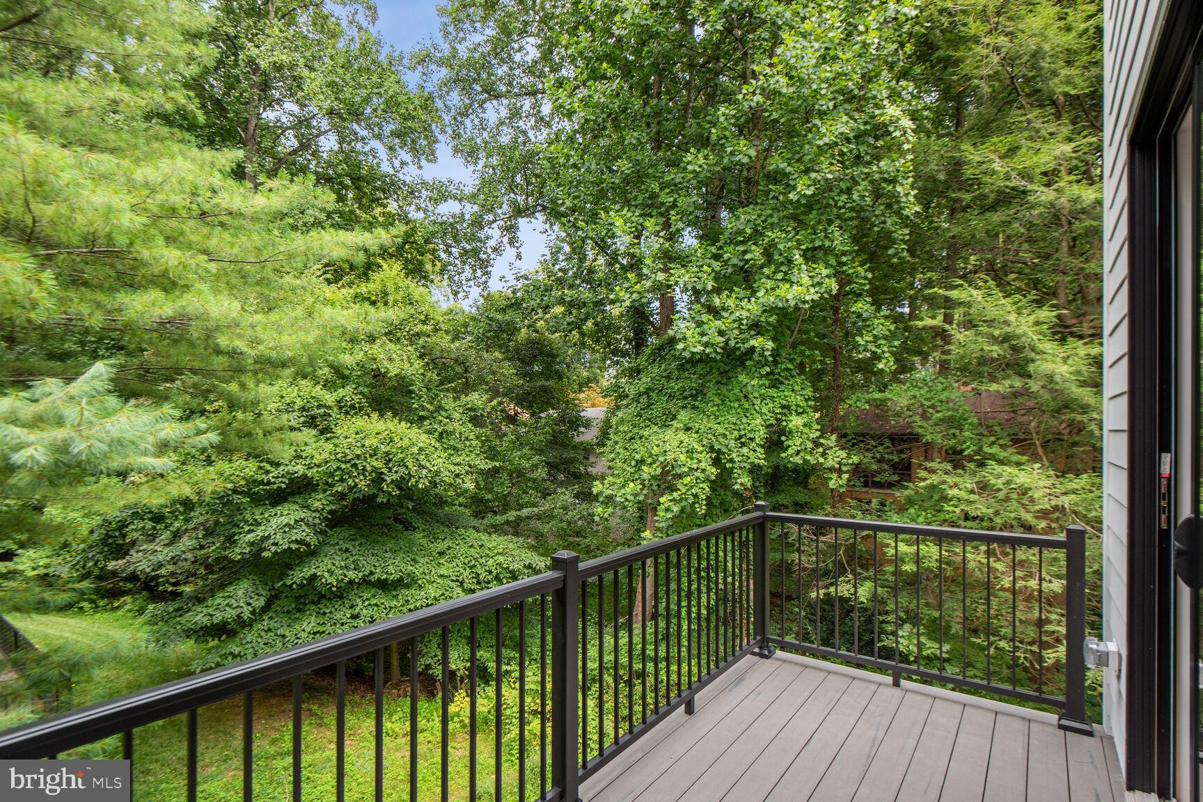 CHESTERBROOK WOODS - Residential