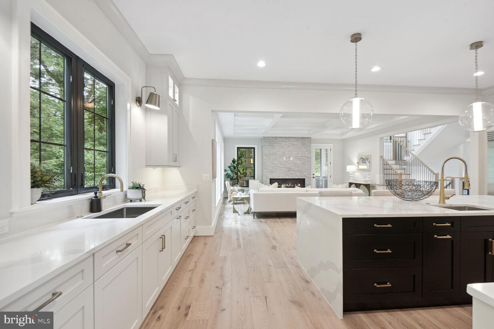 CHESTERBROOK WOODS - Residential