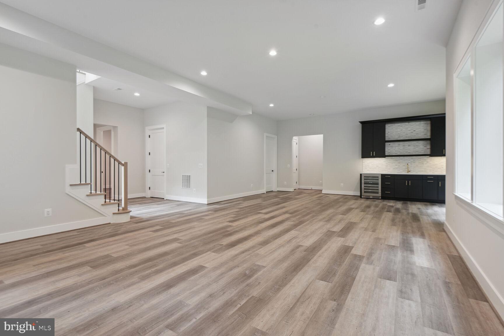 CHESTERBROOK WOODS - Residential