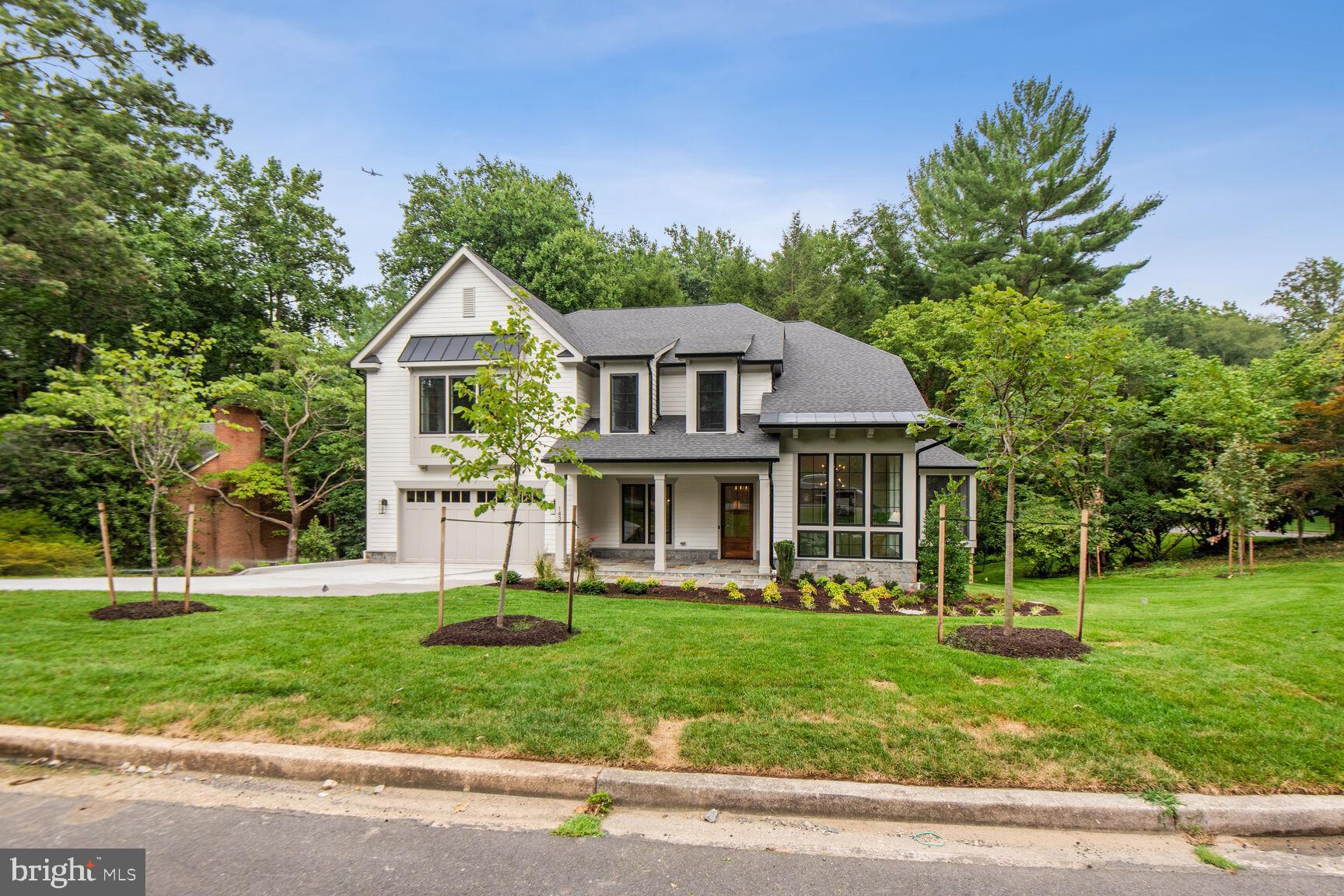 CHESTERBROOK WOODS - Residential