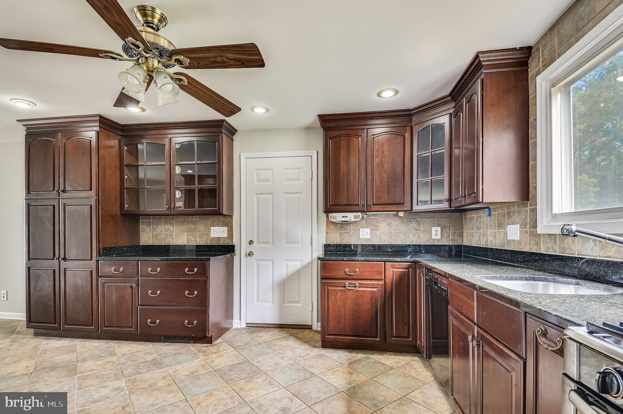 STRATFORD - Residential