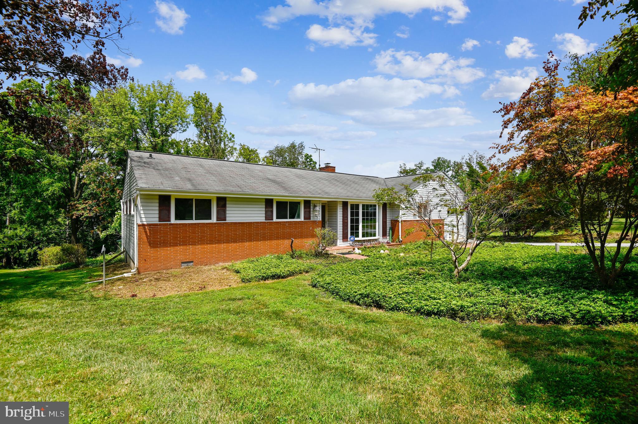 STRATFORD - Residential