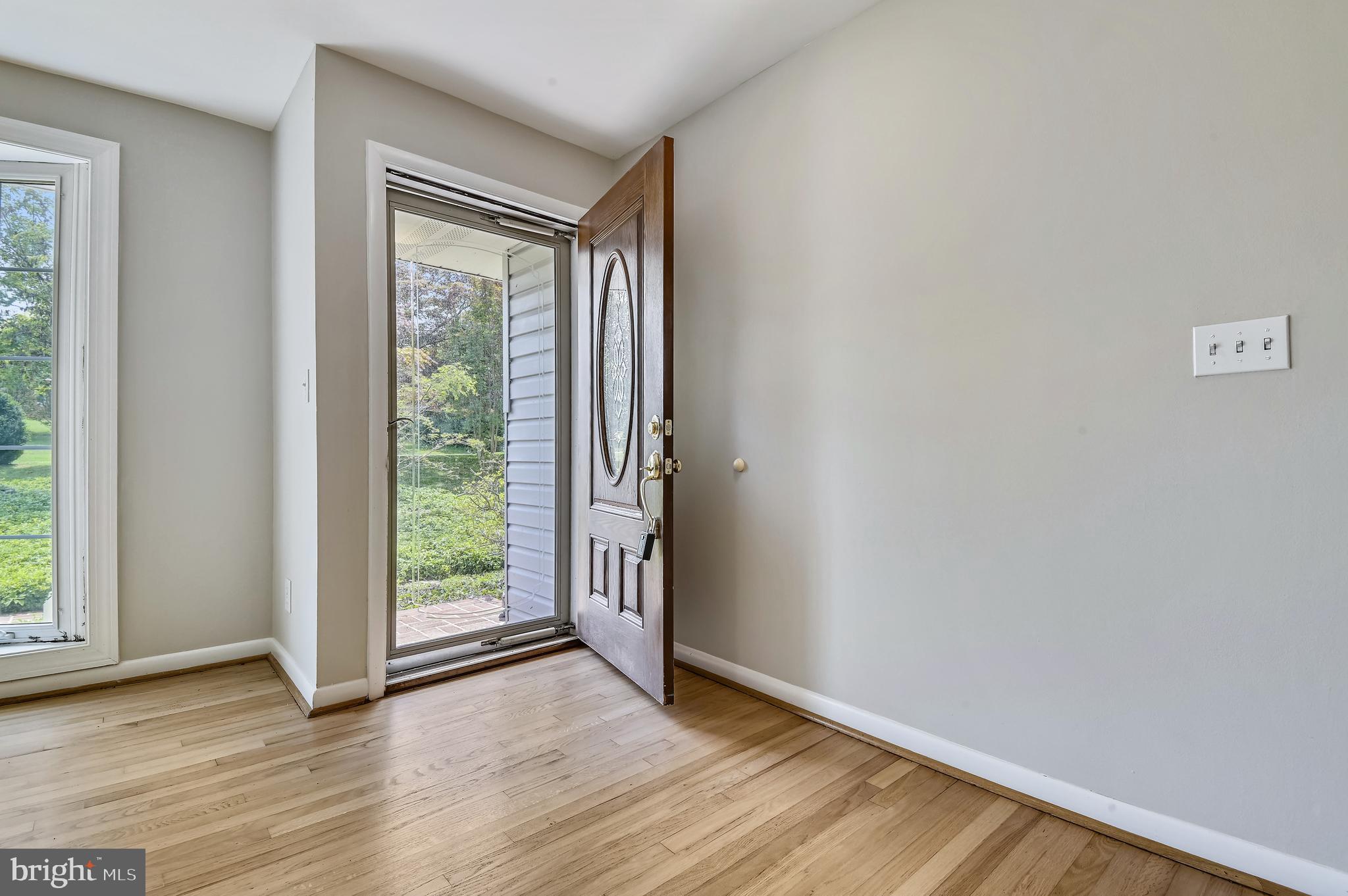 STRATFORD - Residential