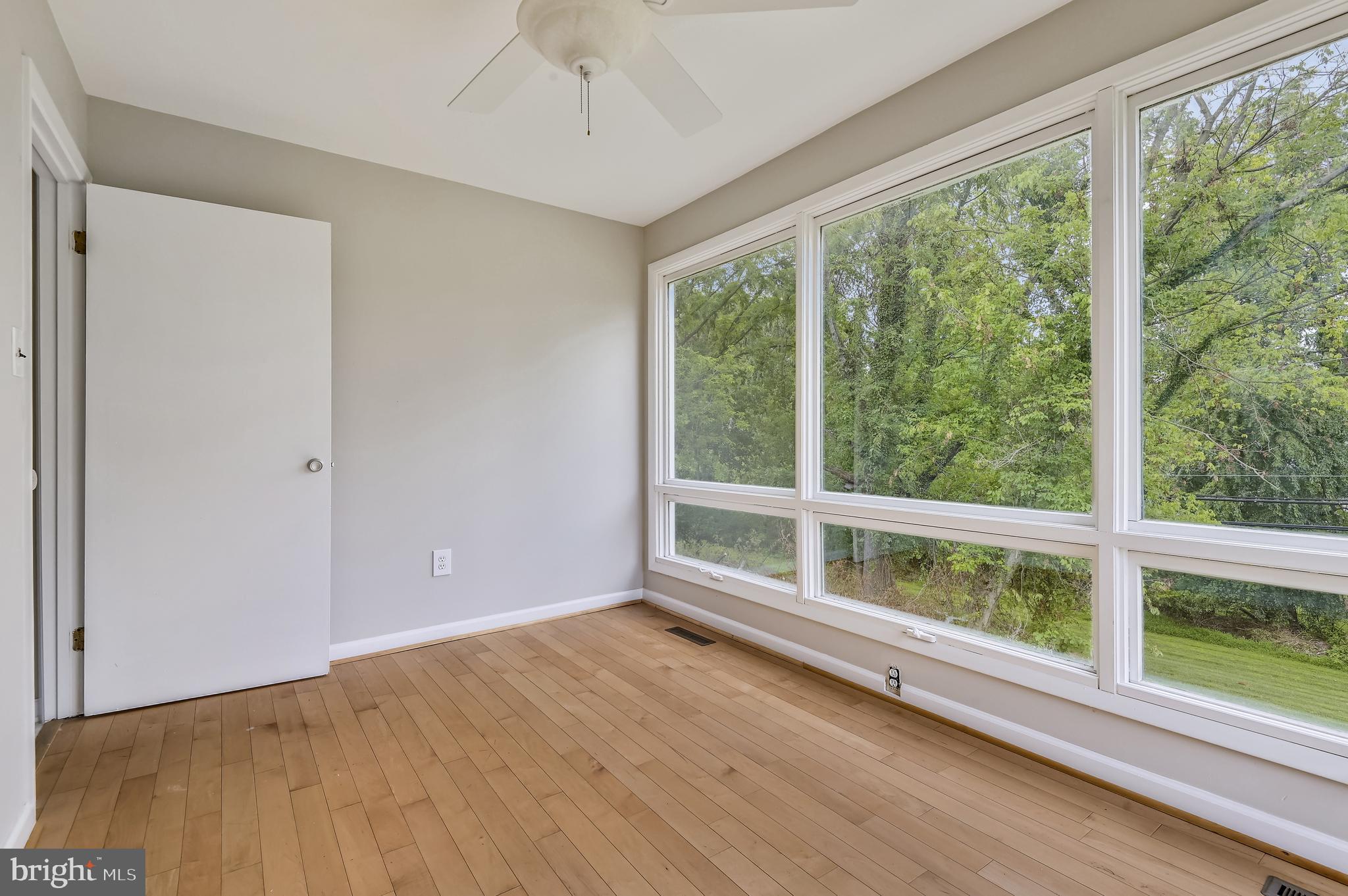 STRATFORD - Residential