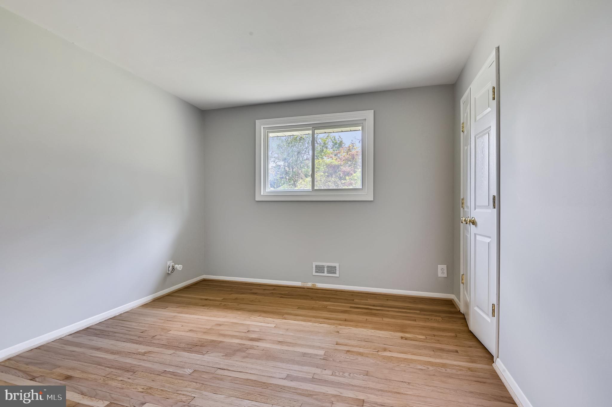 STRATFORD - Residential