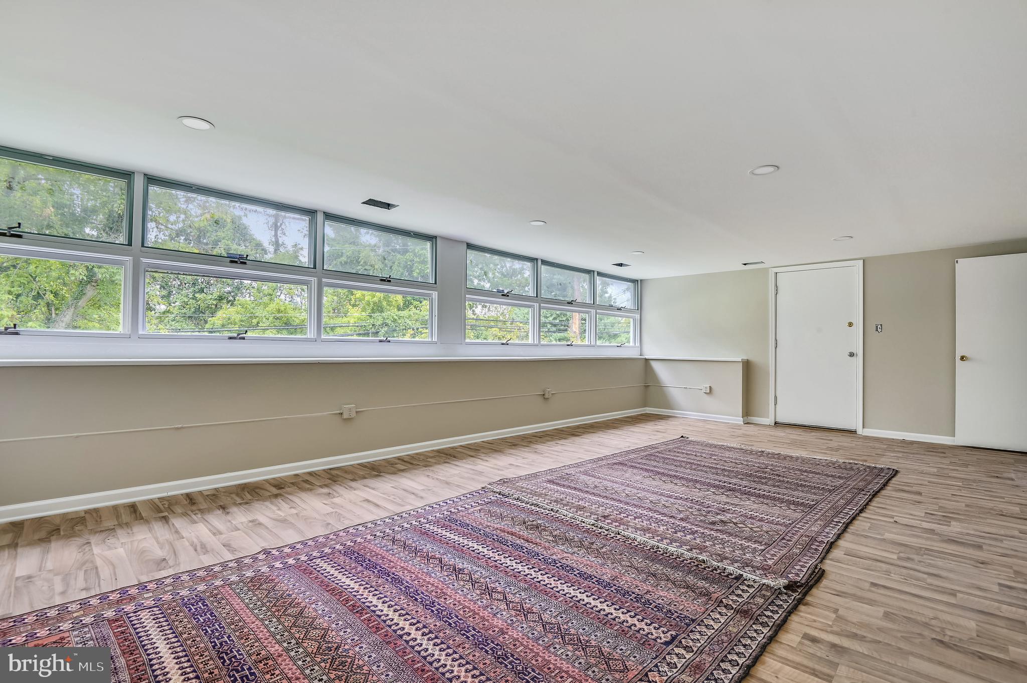 STRATFORD - Residential