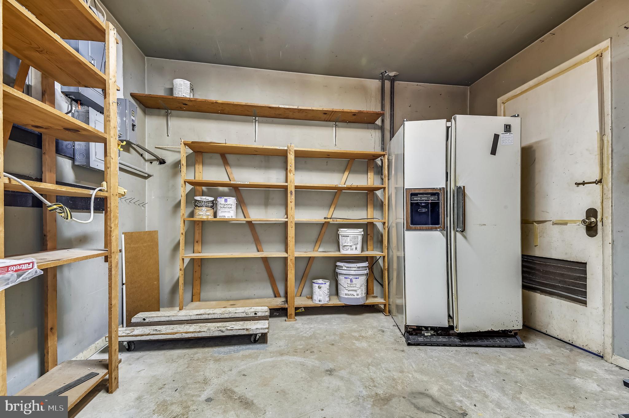 STRATFORD - Residential