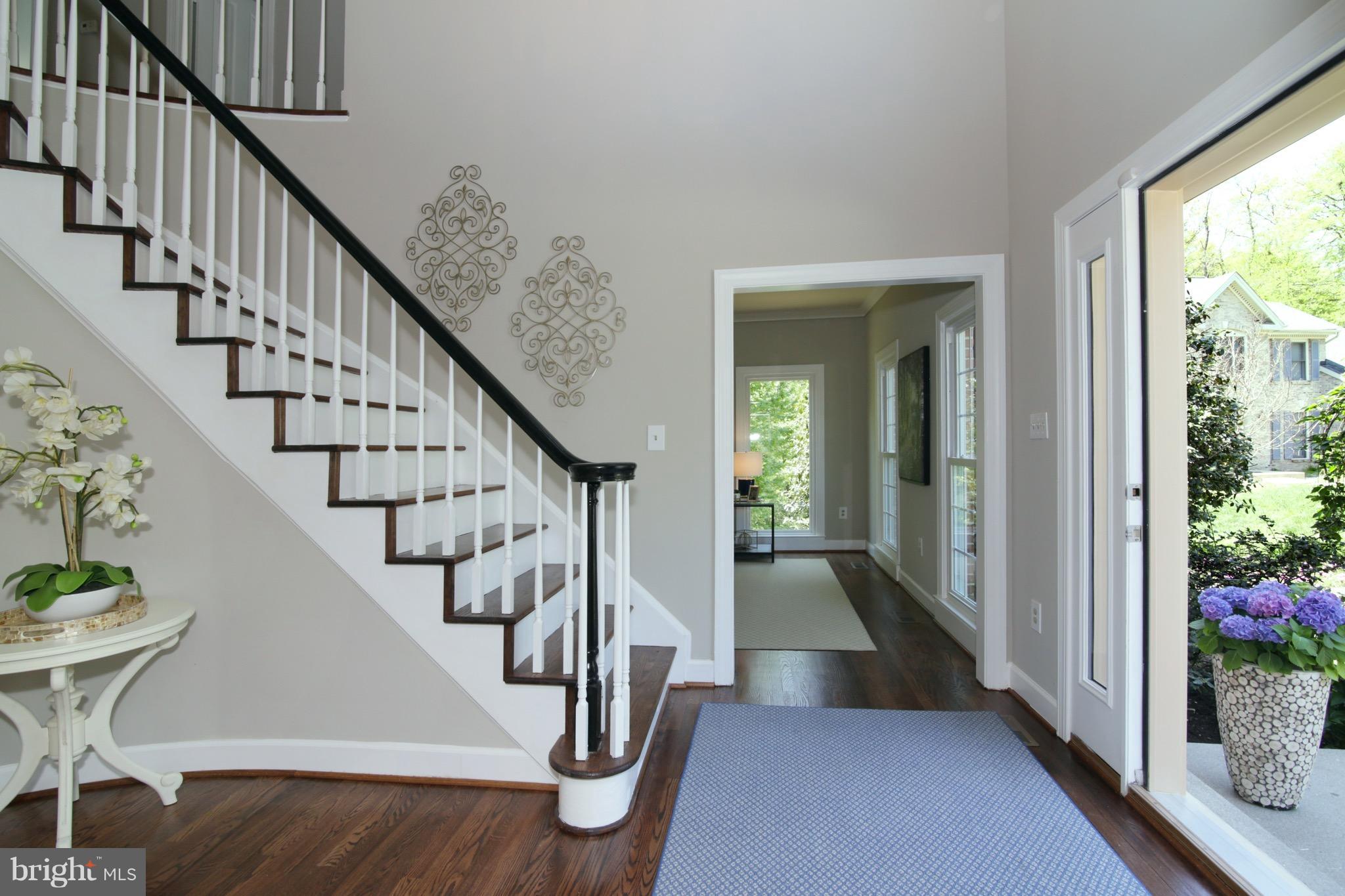 AUTUMN WOODS - Residential