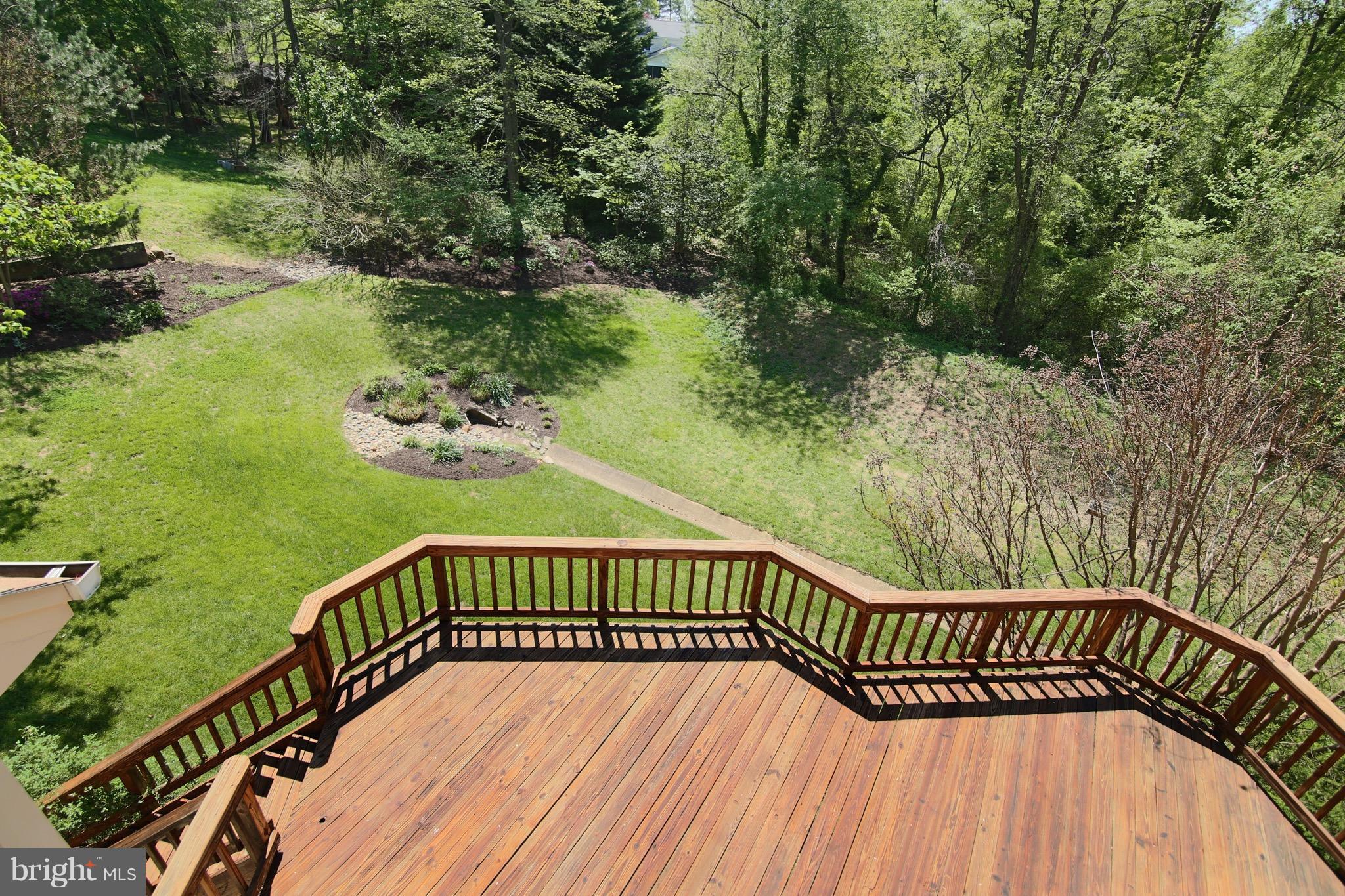 AUTUMN WOODS - Residential