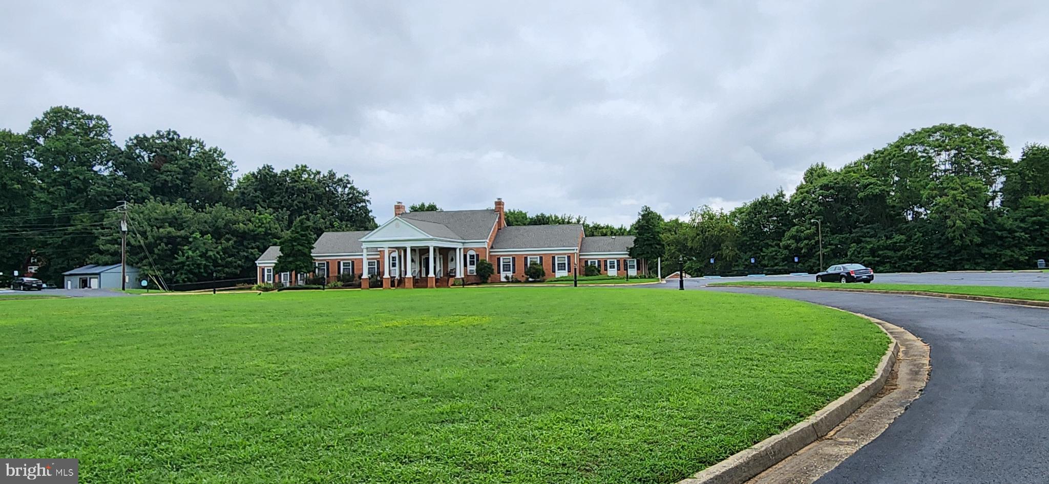 LOT 68 TRAVELER'S CIRCLE