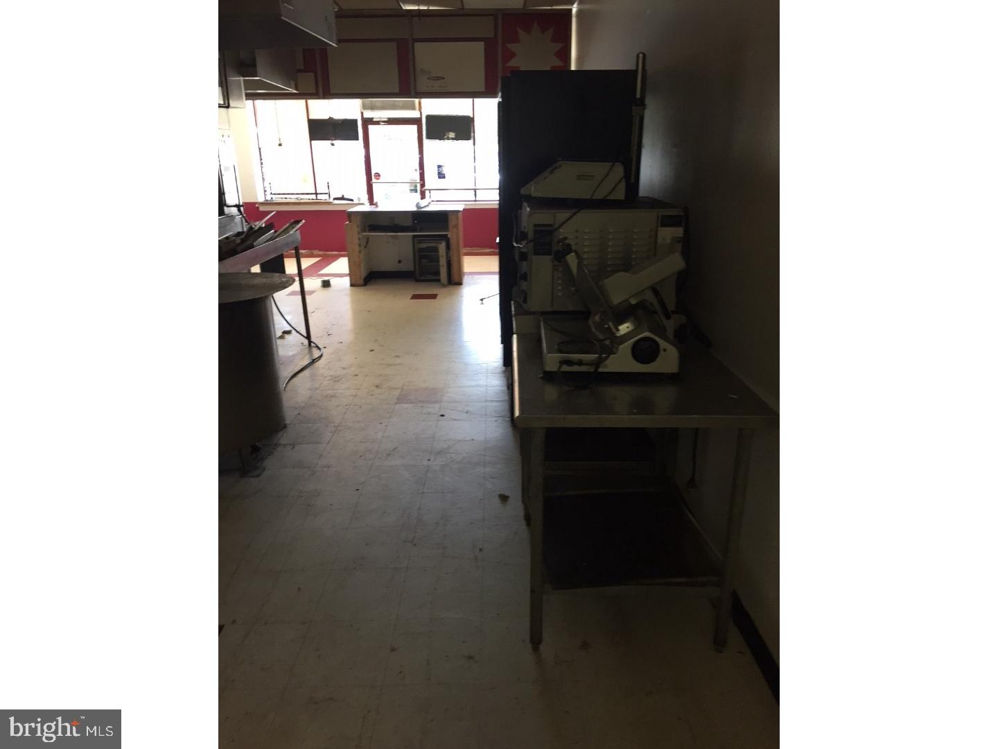 CALN - Commercial Lease