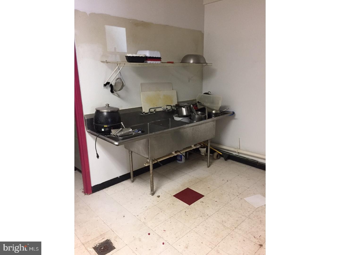 CALN - Commercial Lease