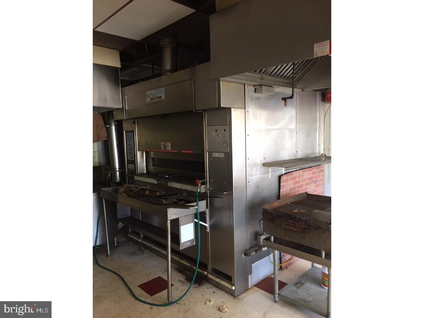 CALN - Commercial Lease