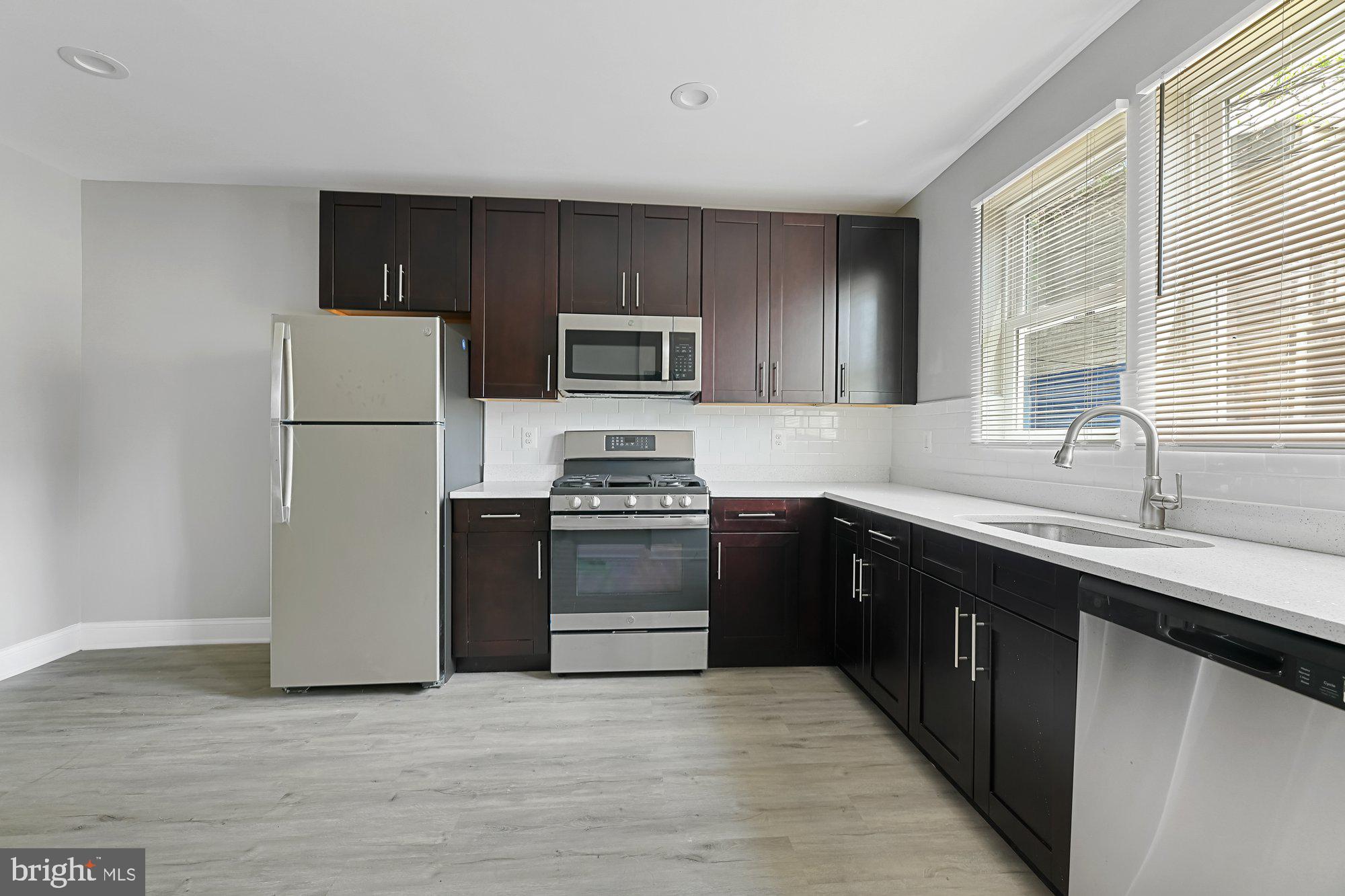 BALTIMORE HIGHLANDS - Residential Lease