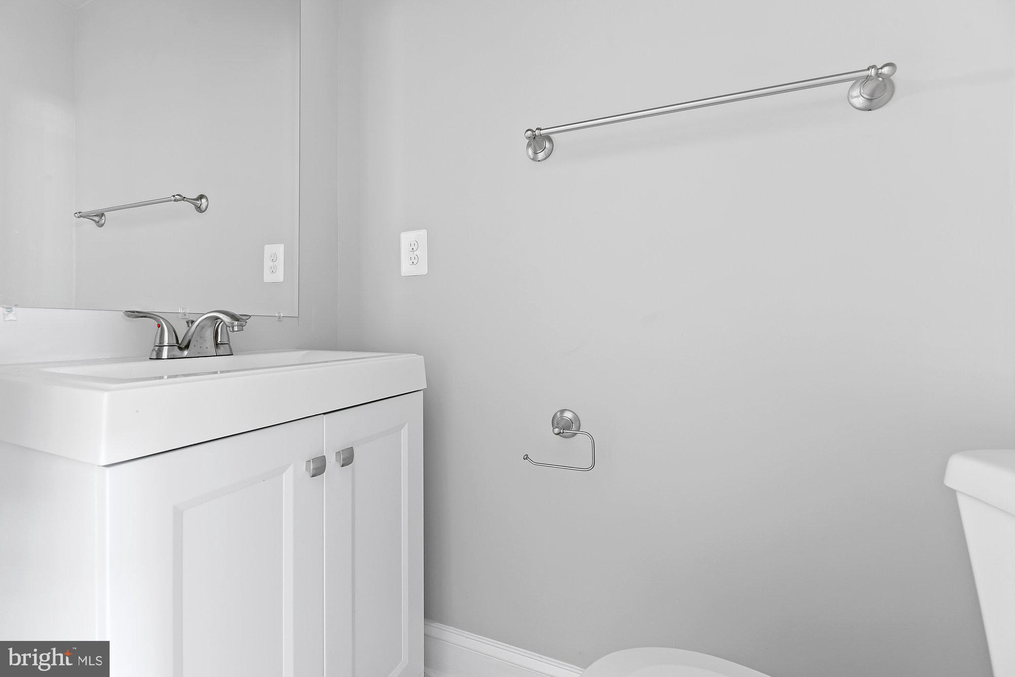 BALTIMORE HIGHLANDS - Residential Lease