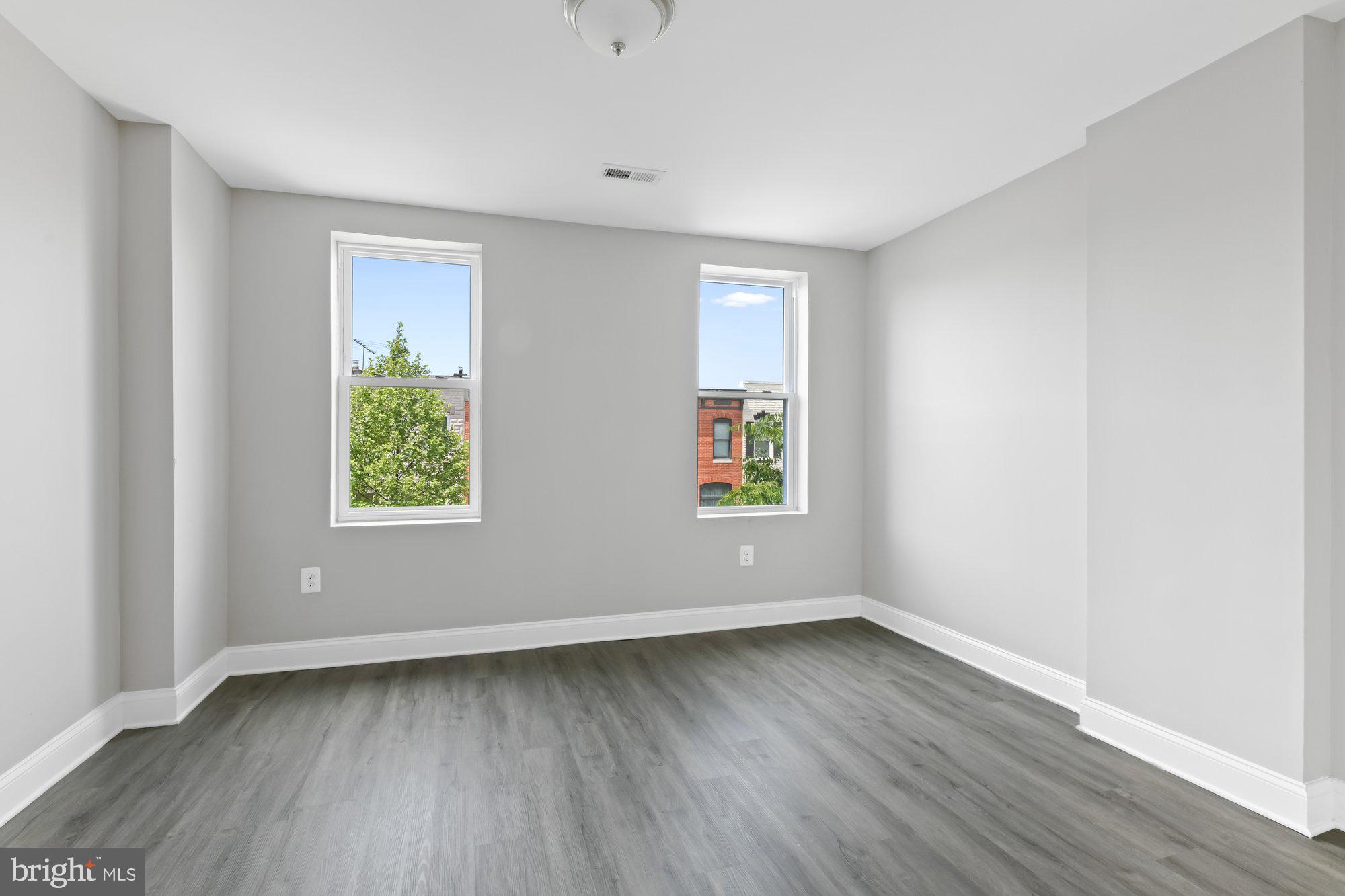 BALTIMORE HIGHLANDS - Residential Lease