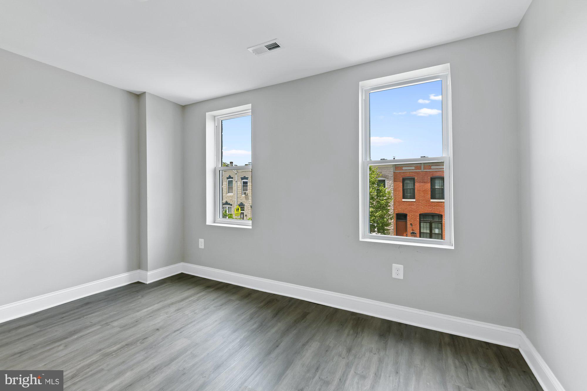 BALTIMORE HIGHLANDS - Residential Lease