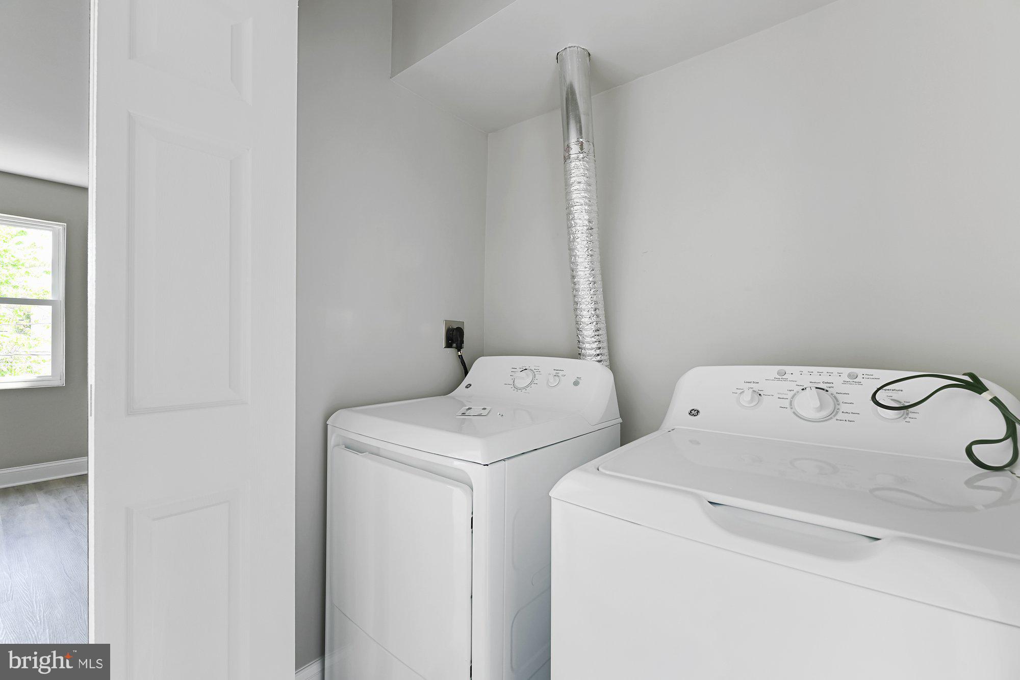 BALTIMORE HIGHLANDS - Residential Lease