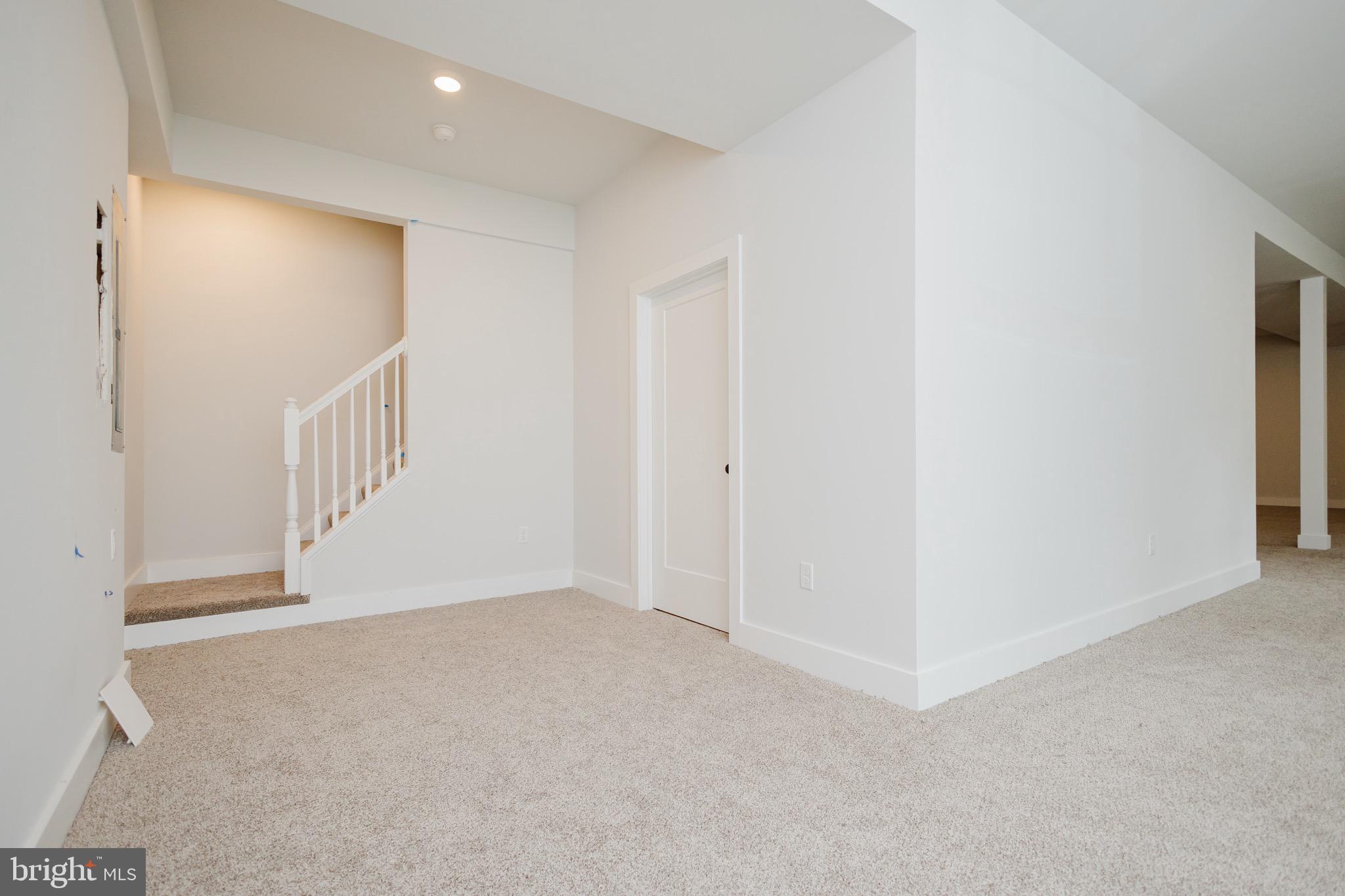 WINDFALL ACRES - Residential