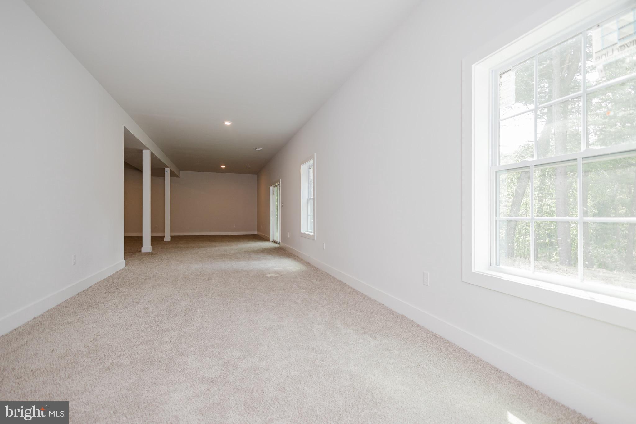 WINDFALL ACRES - Residential