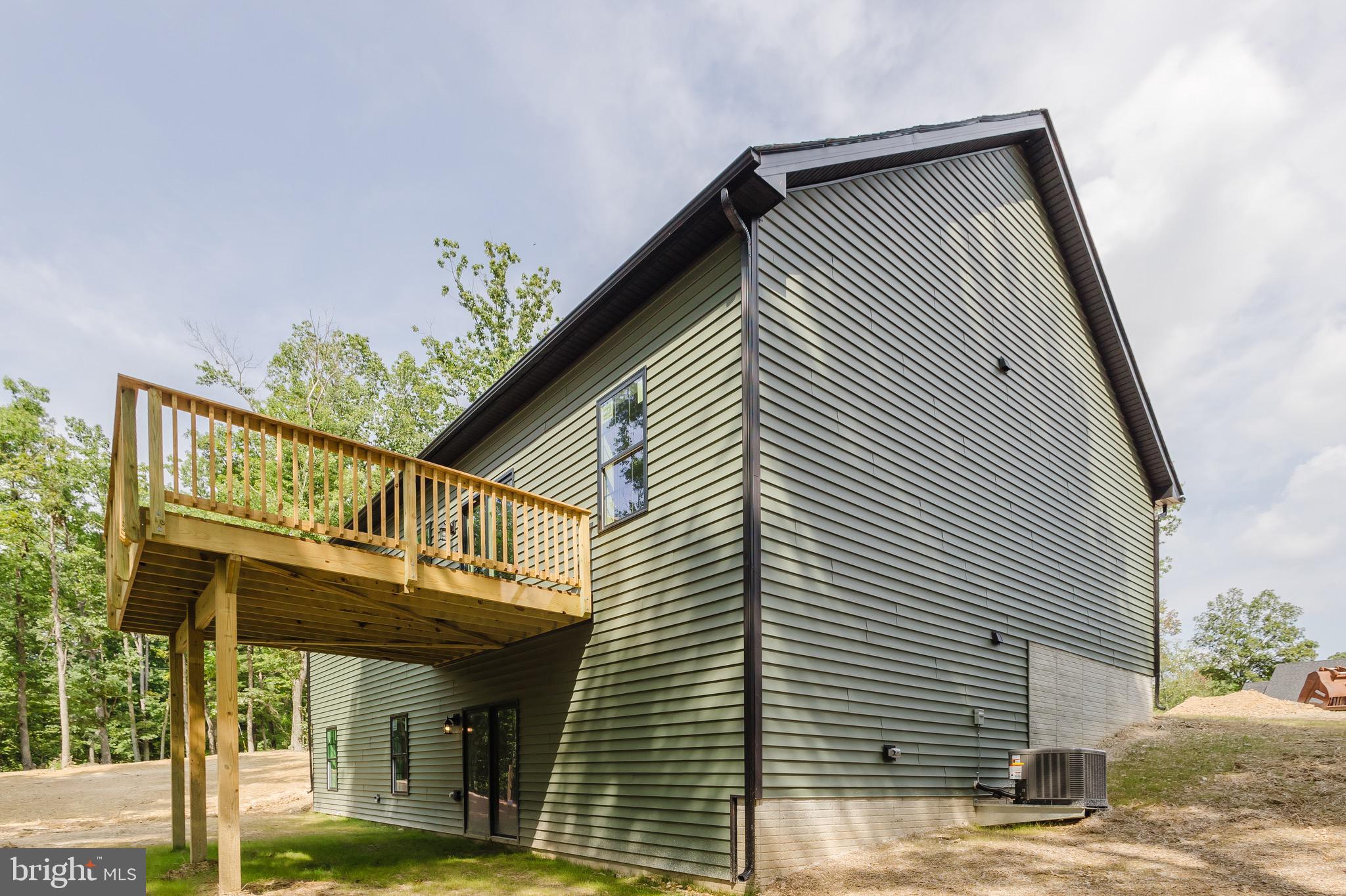 WINDFALL ACRES - Residential