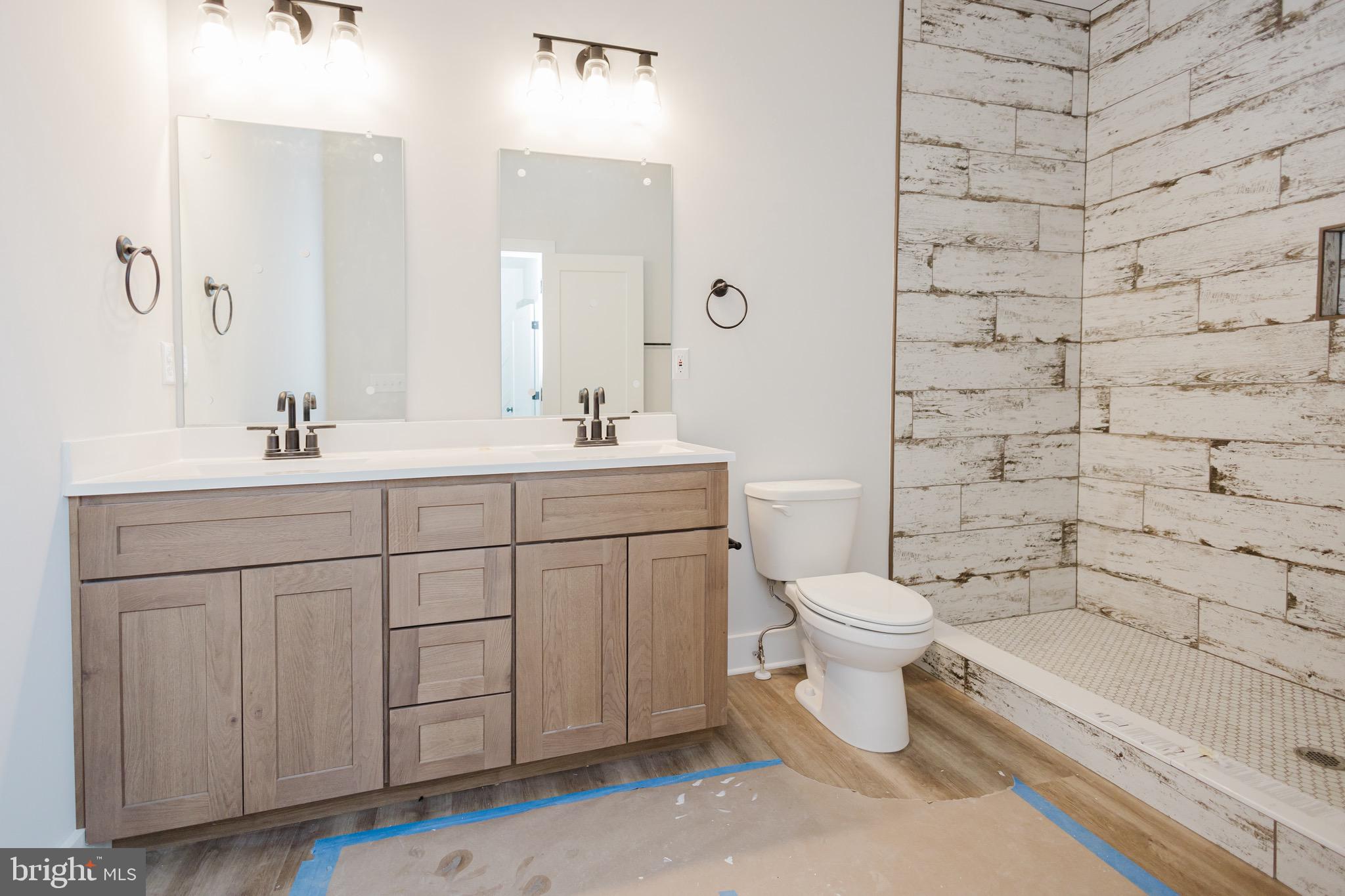 WINDFALL ACRES - Residential