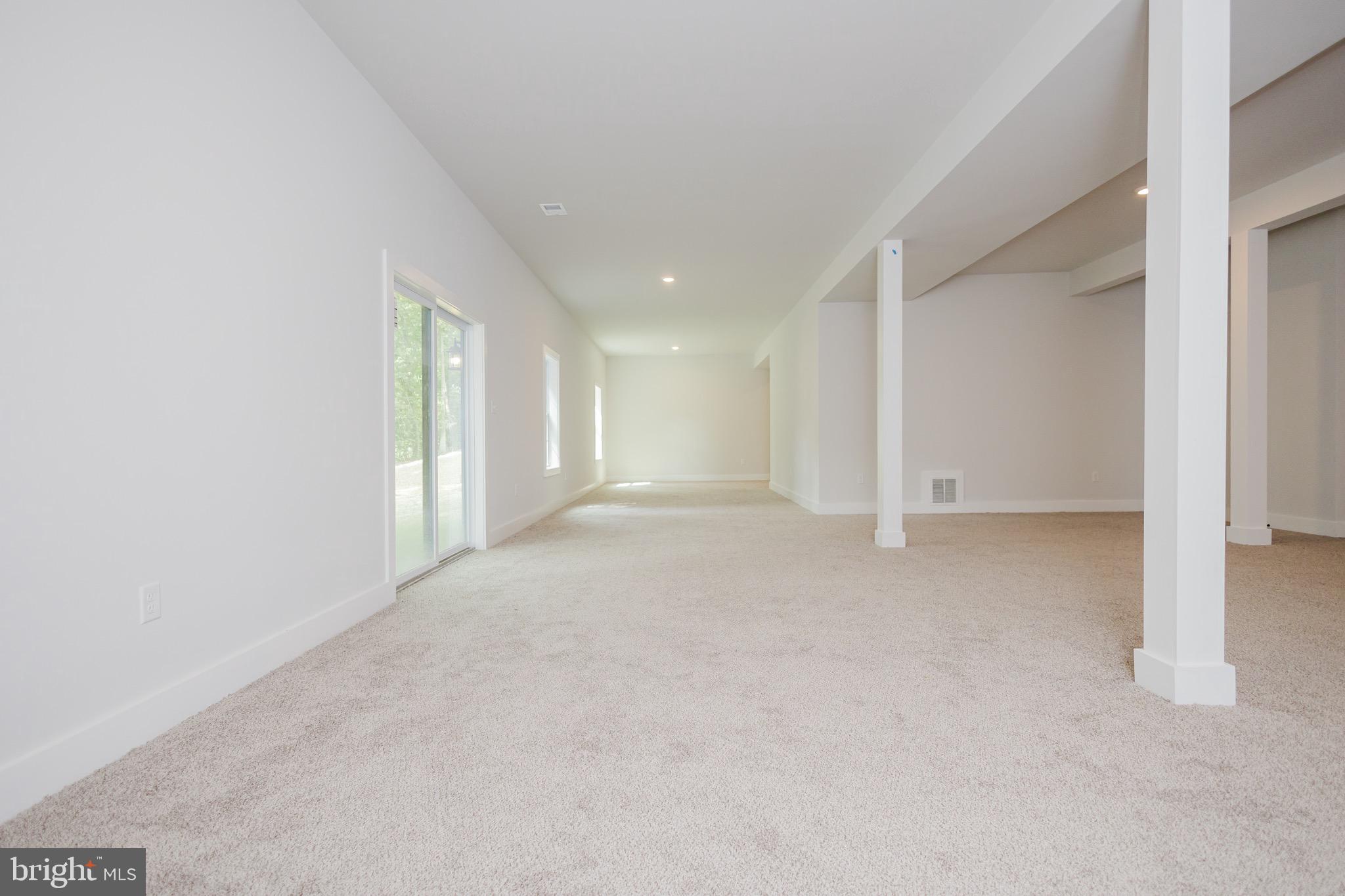 WINDFALL ACRES - Residential