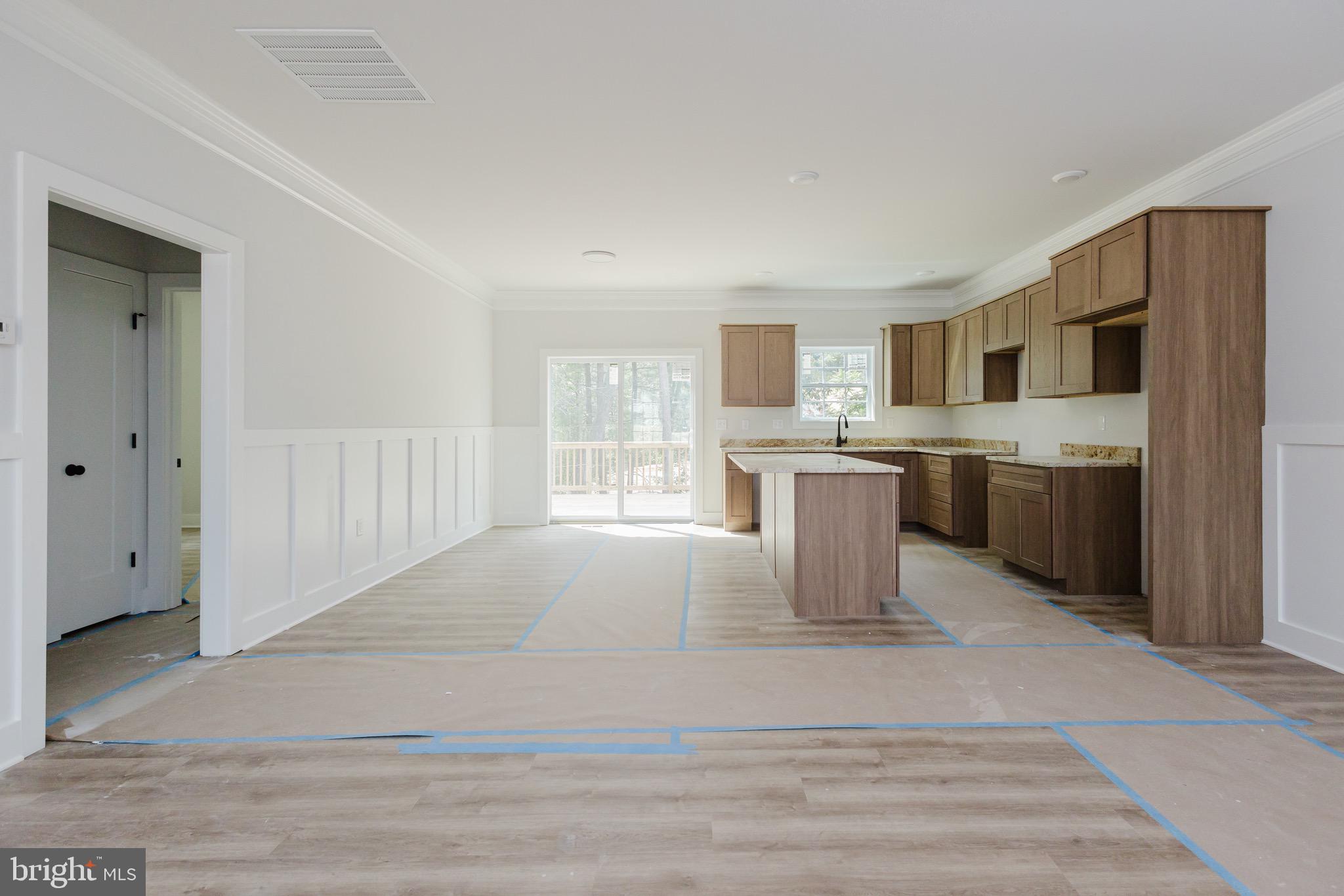 WINDFALL ACRES - Residential